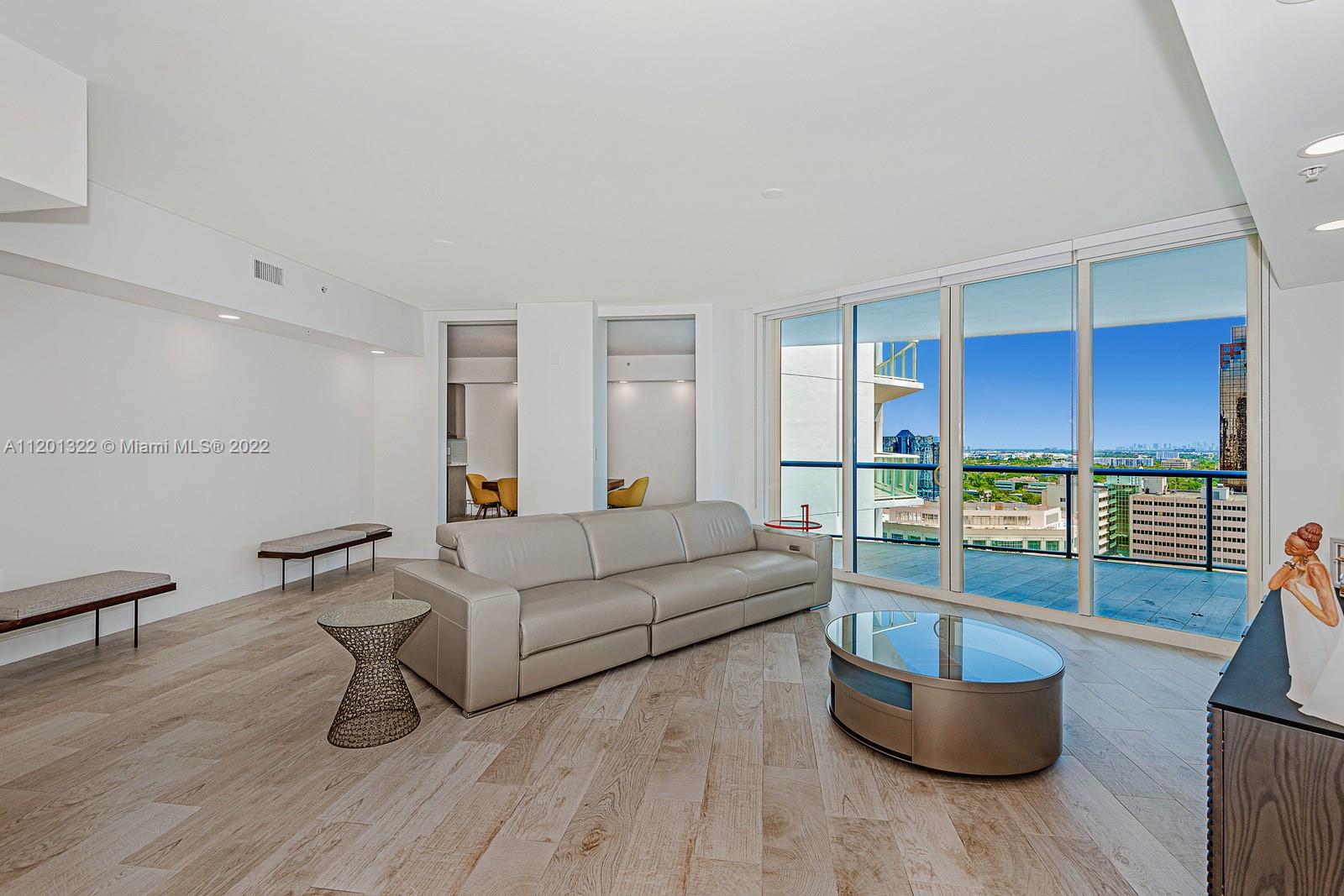 LAS OLAS RIVER HOUSE COND - Residential