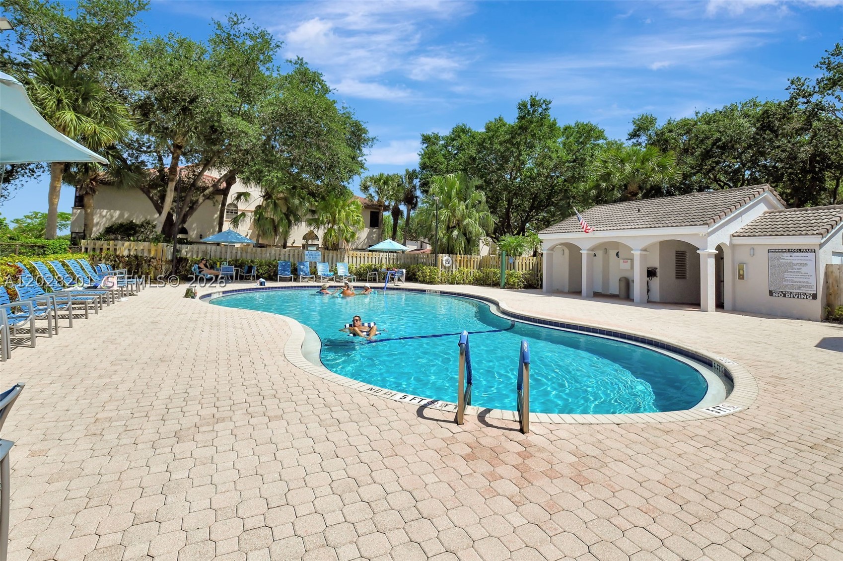 GIARDINO VILLAGE CONDOS - Residential