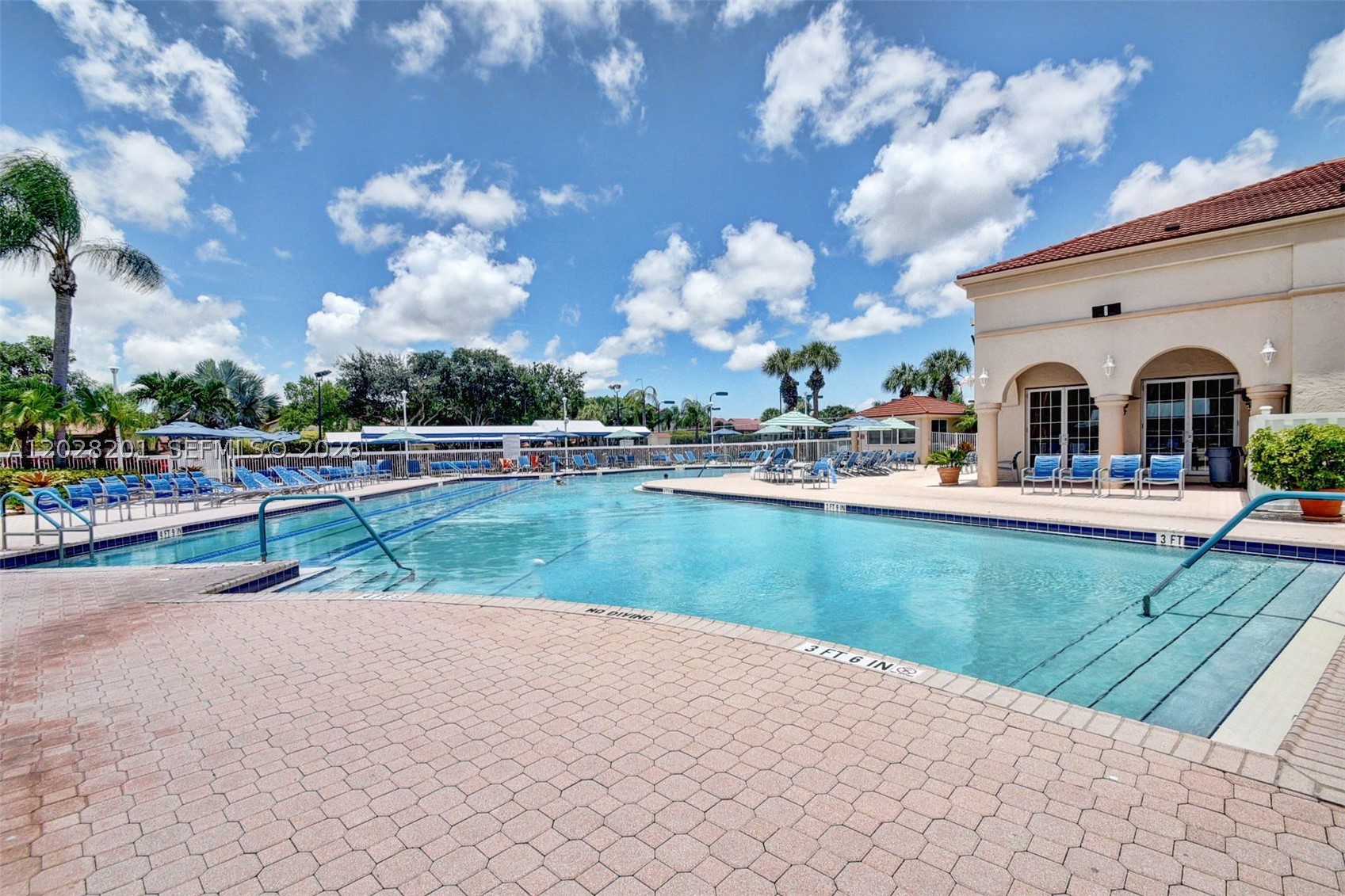 GIARDINO VILLAGE CONDOS - Residential