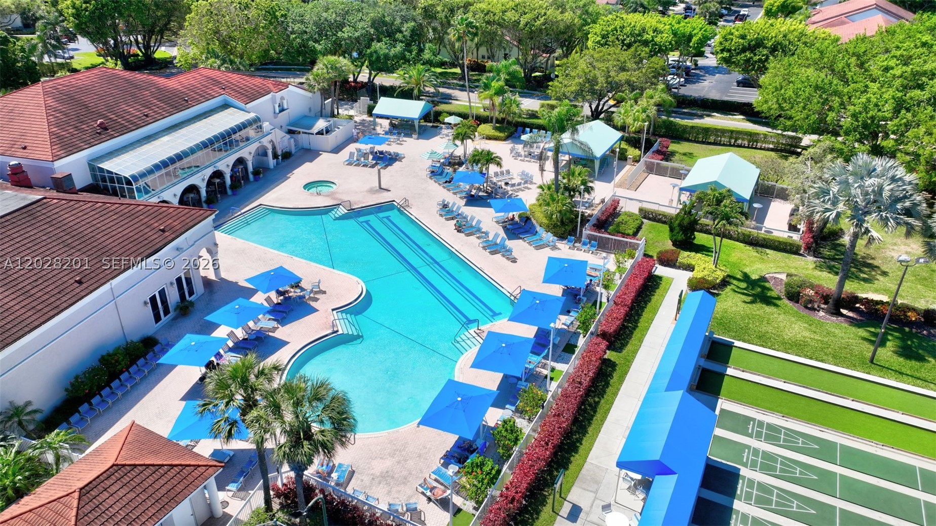 GIARDINO VILLAGE CONDOS - Residential
