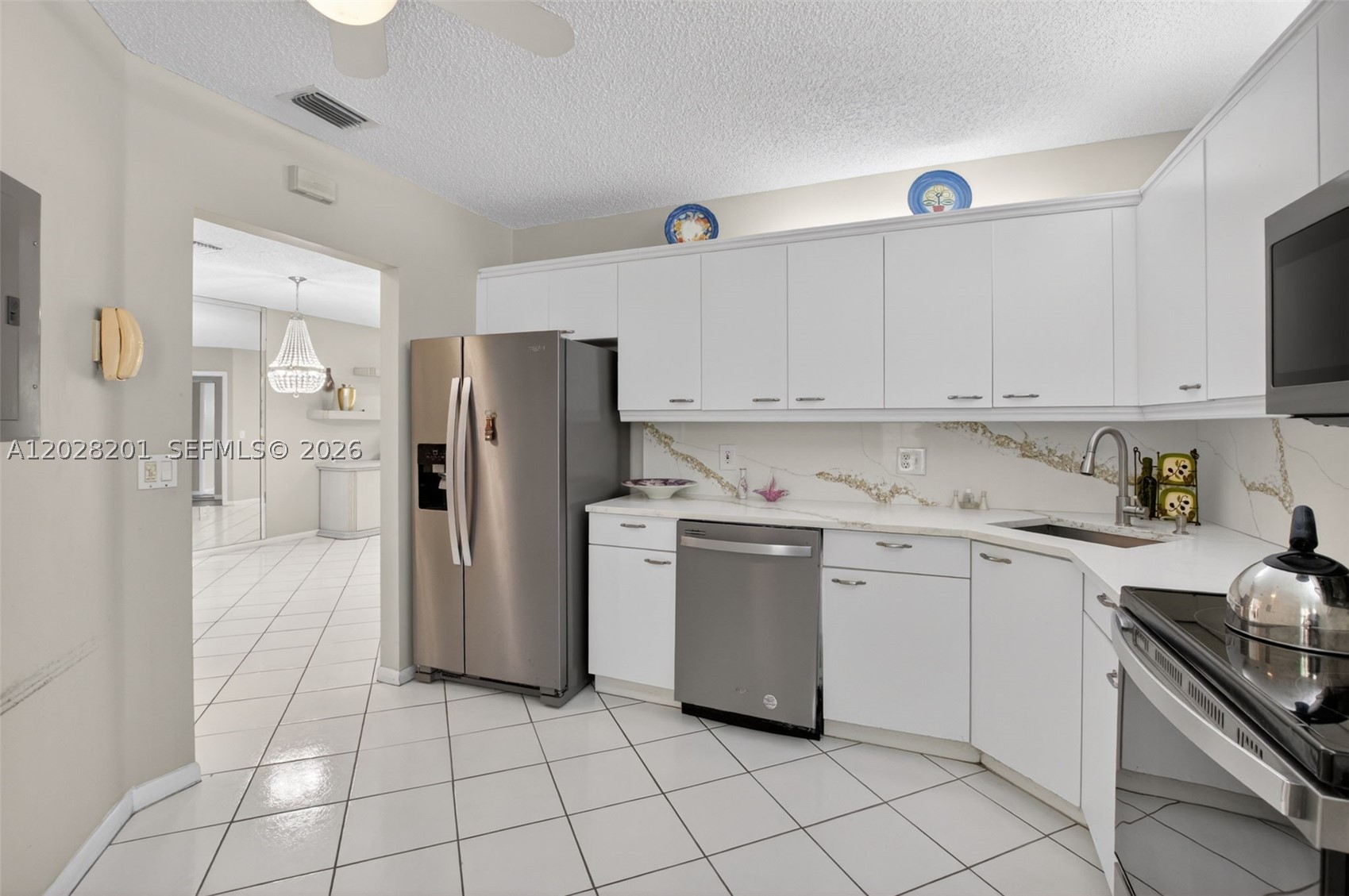 GIARDINO VILLAGE CONDOS - Residential