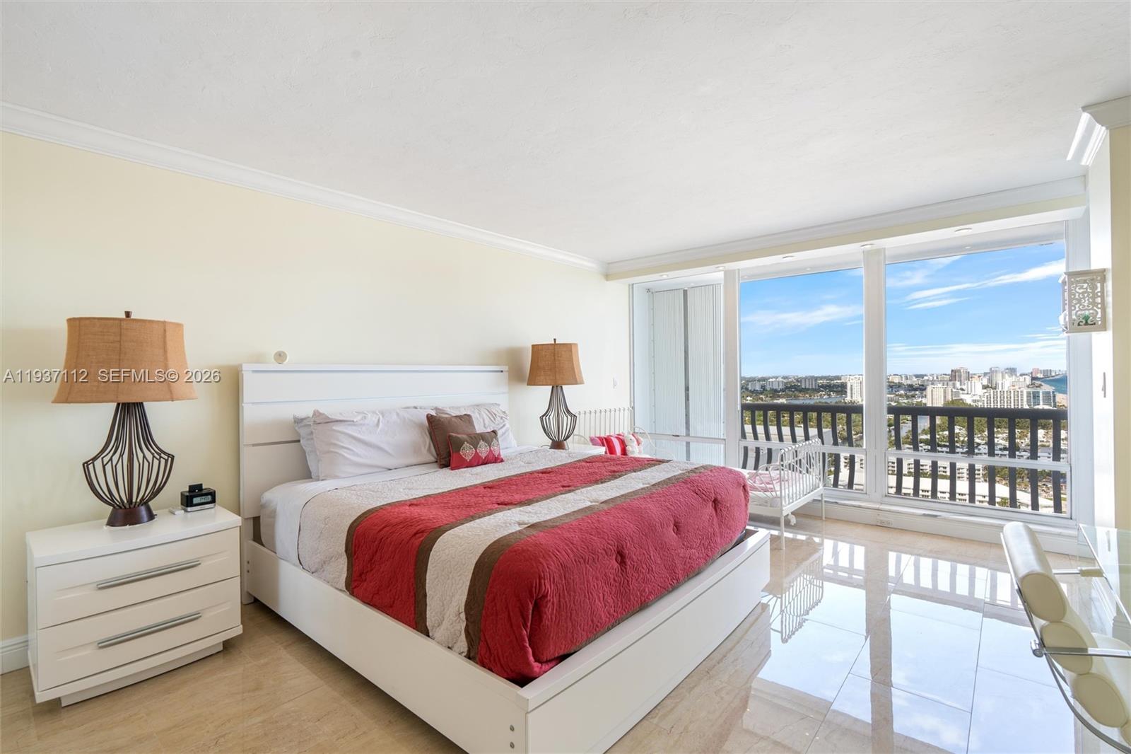 POINT OF AMERICAS II - Residential