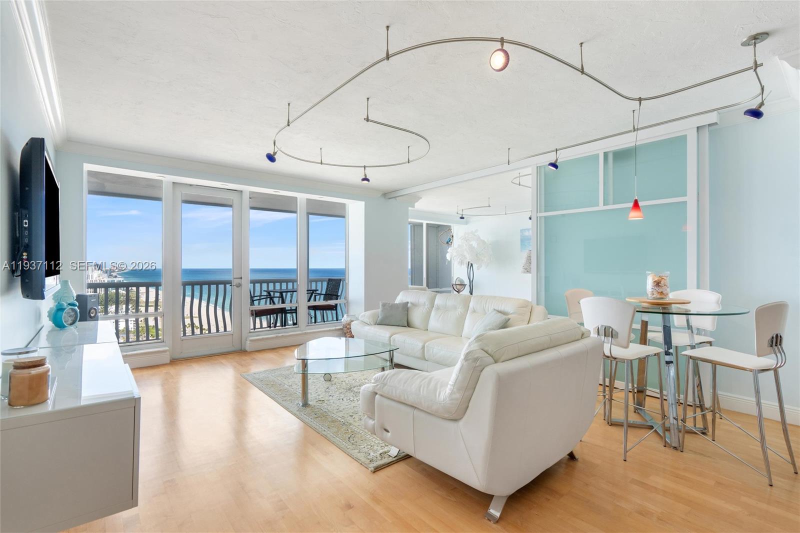 POINT OF AMERICAS II - Residential