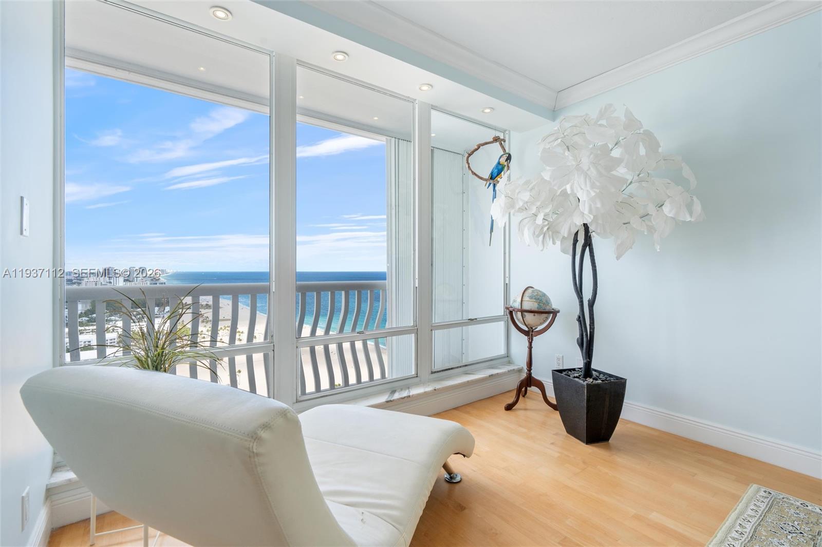 POINT OF AMERICAS II - Residential