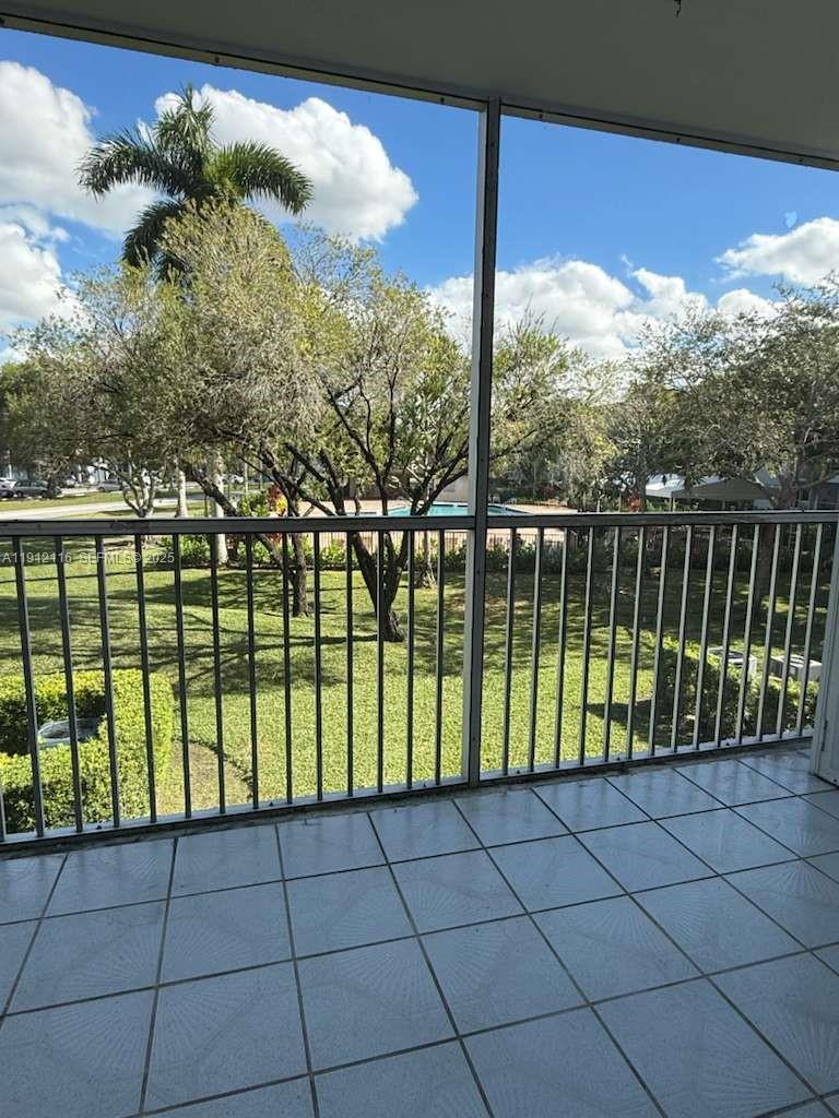 CAMBRIDGE AT CENTURY VILL - Residential