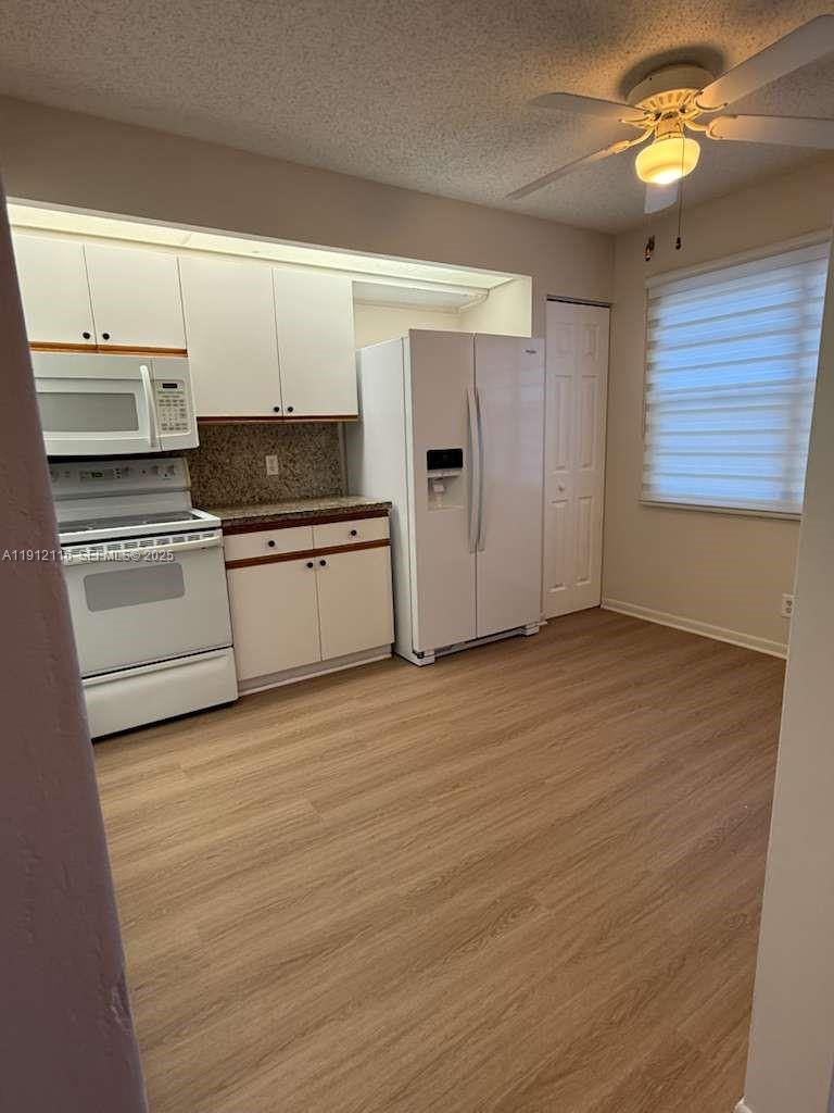 CAMBRIDGE AT CENTURY VILL - Residential