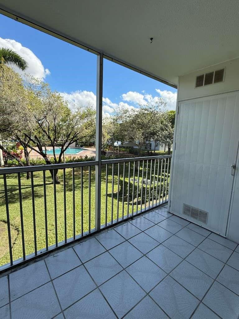 CAMBRIDGE AT CENTURY VILL - Residential