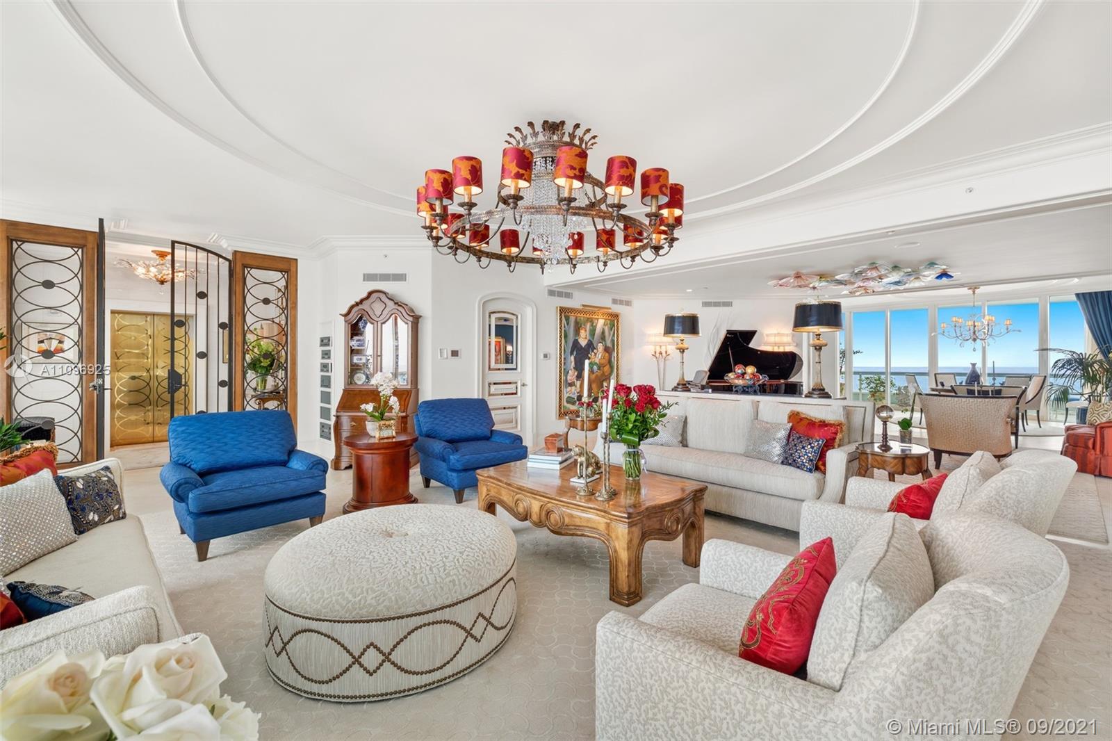 SANTA MARIA CONDO - Residential