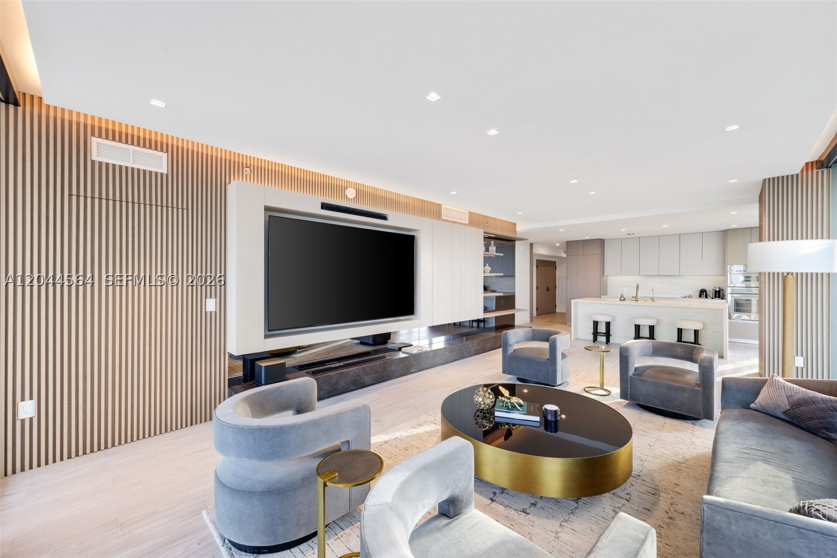 ARIA RESERVE - Residential