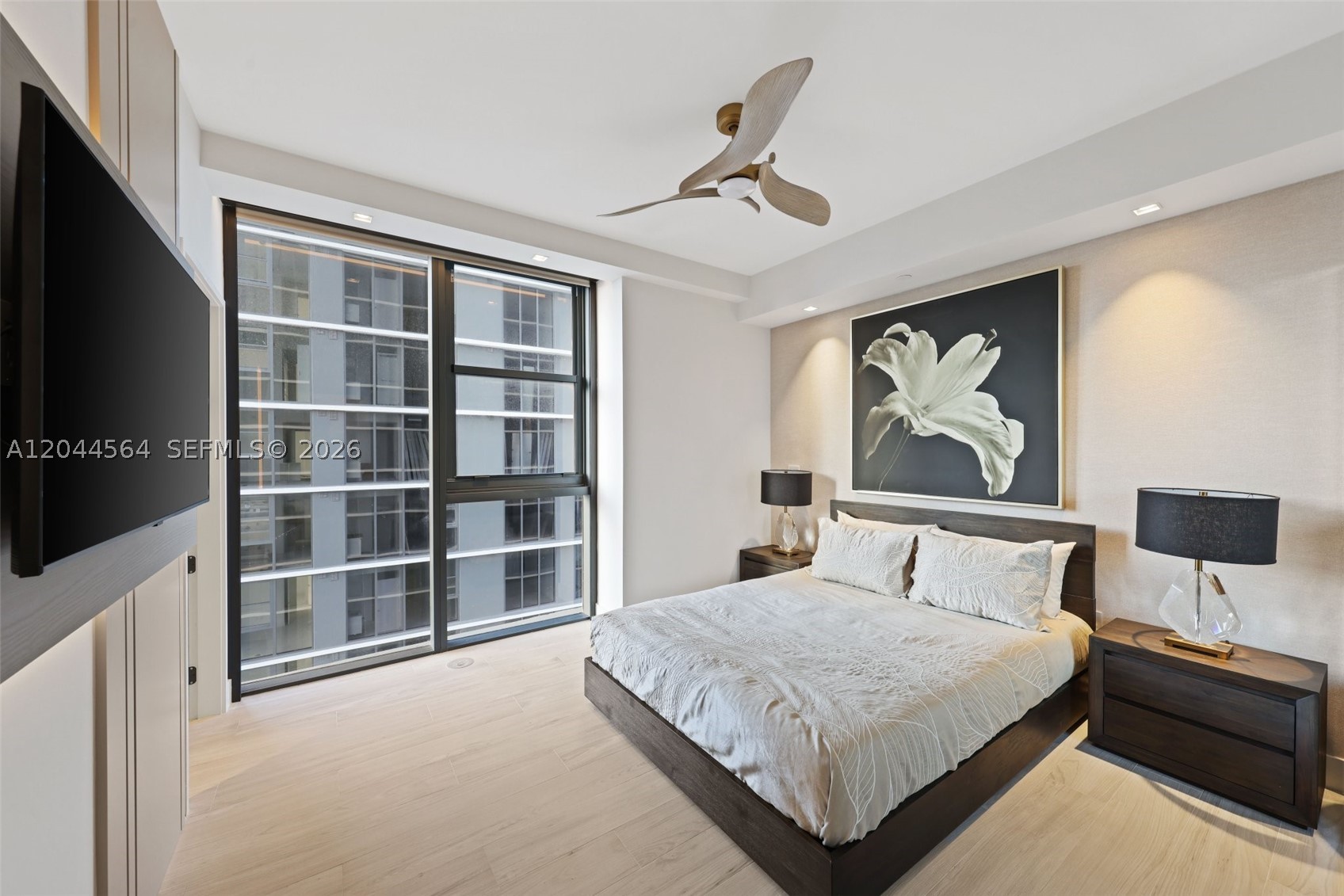 ARIA RESERVE - Residential
