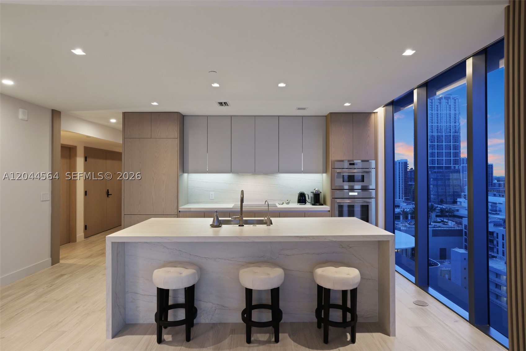 ARIA RESERVE - Residential
