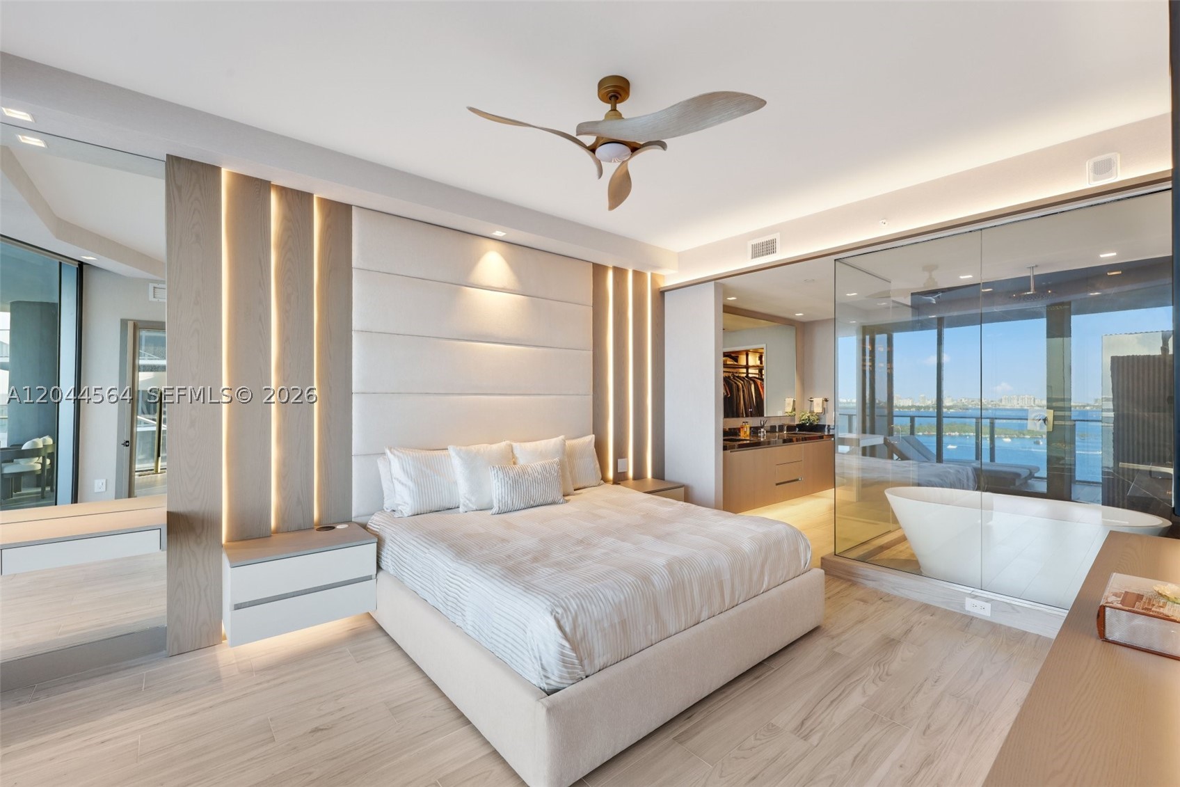 ARIA RESERVE - Residential