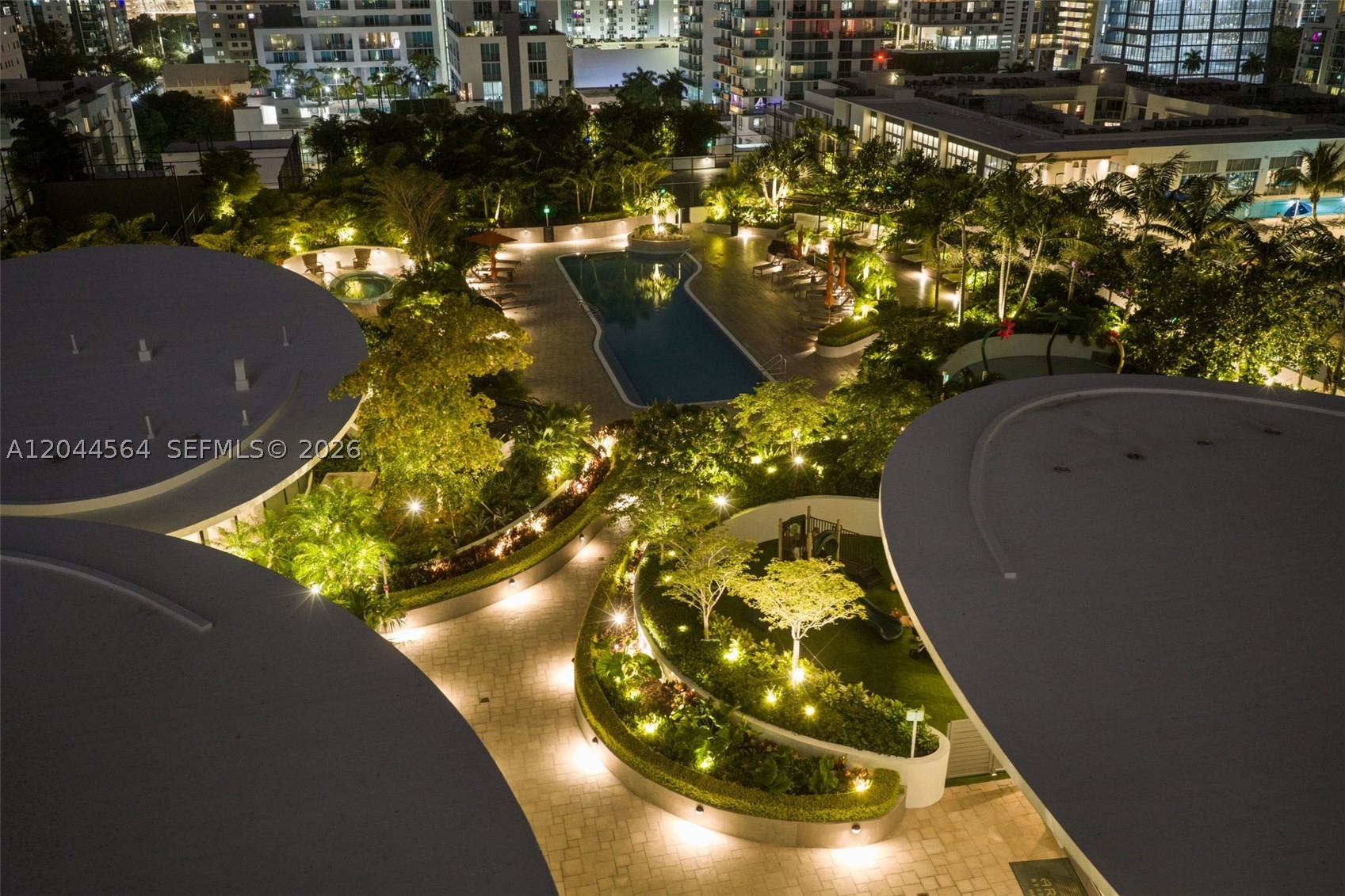 ARIA RESERVE - Residential