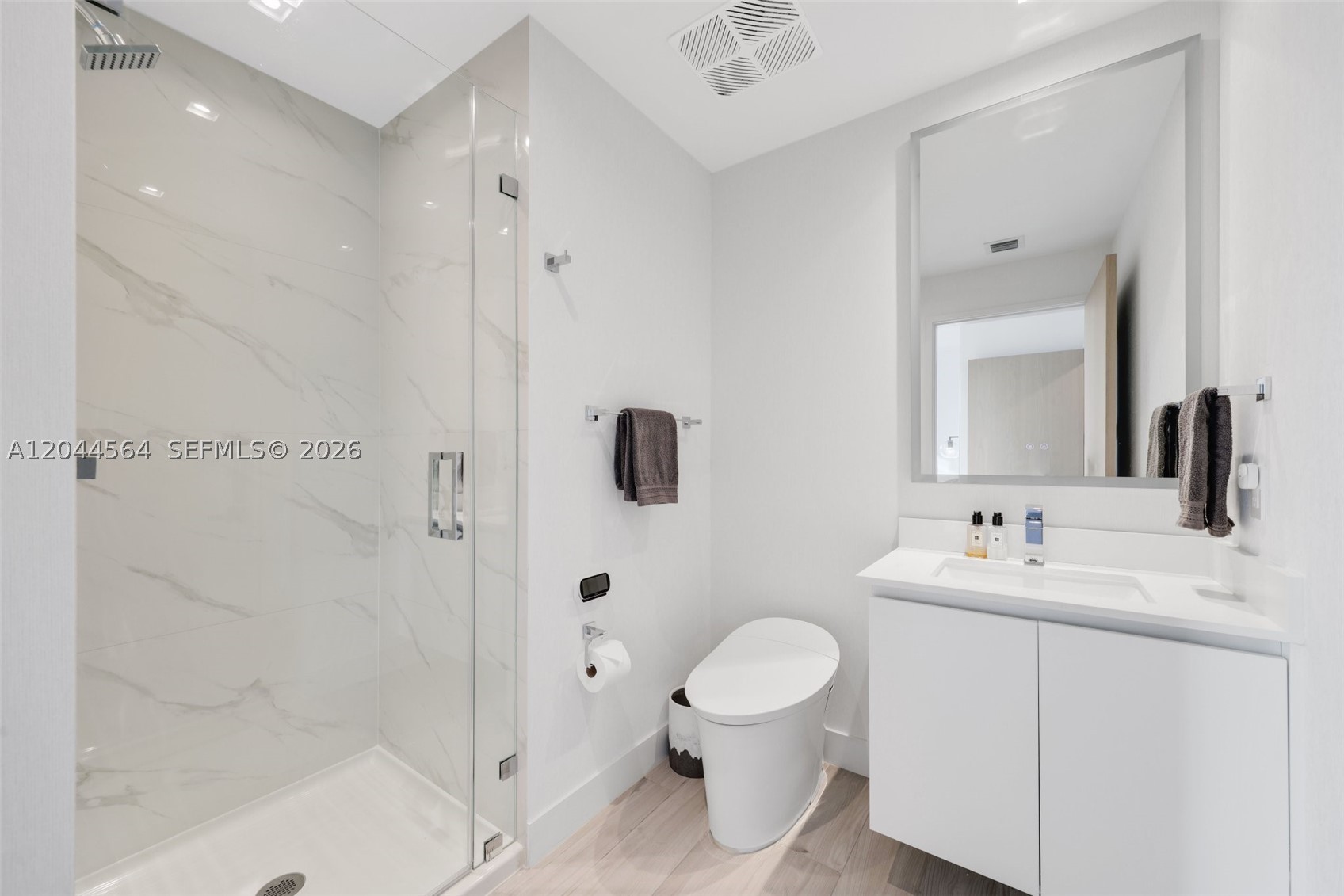 ARIA RESERVE - Residential
