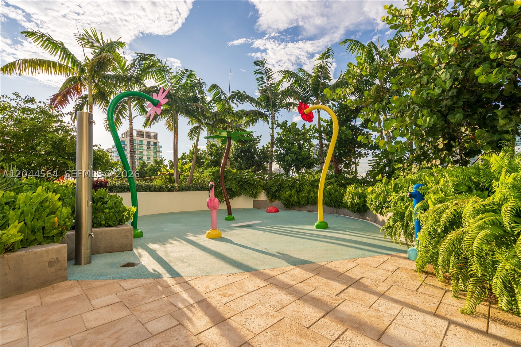 ARIA RESERVE - Residential