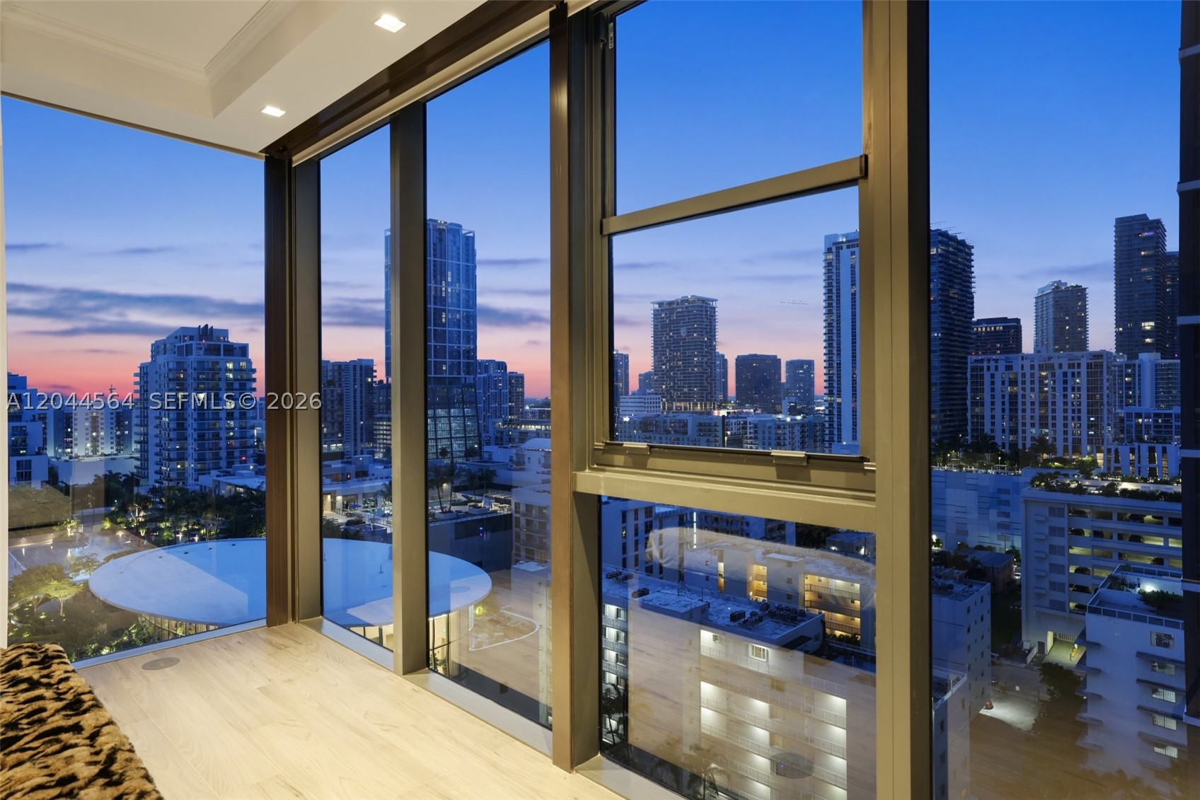 ARIA RESERVE - Residential