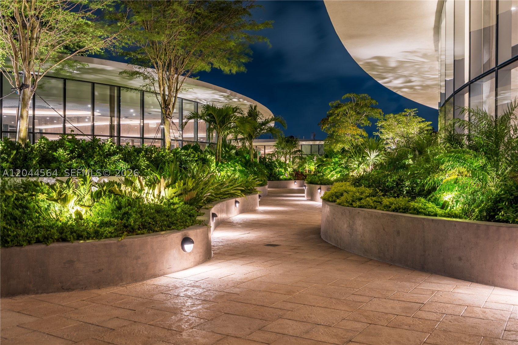 ARIA RESERVE - Residential