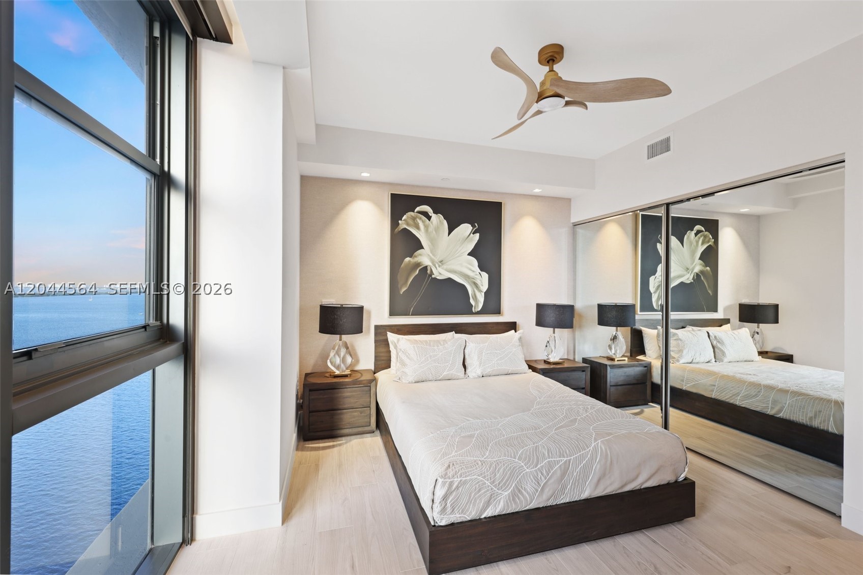 ARIA RESERVE - Residential