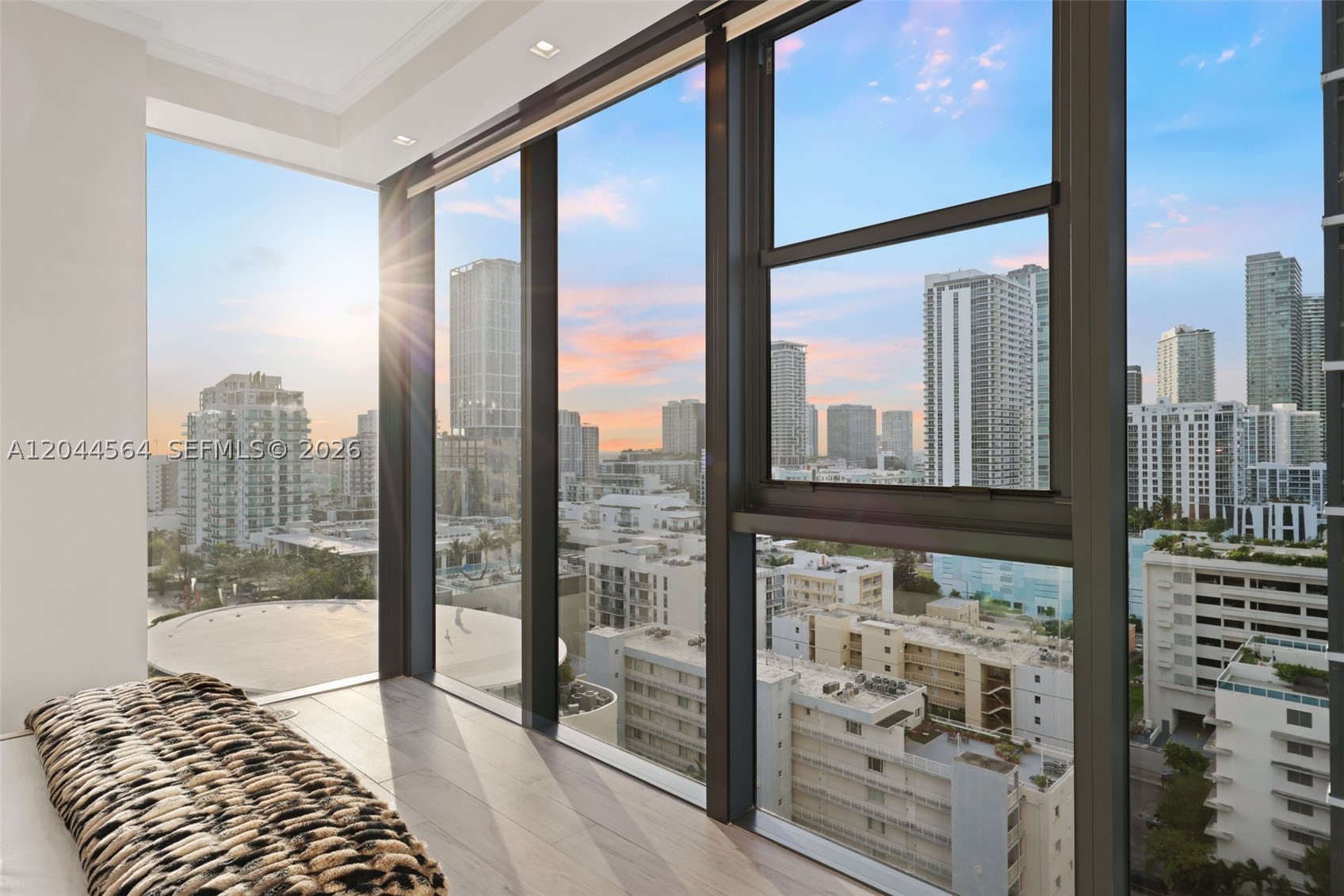 ARIA RESERVE - Residential