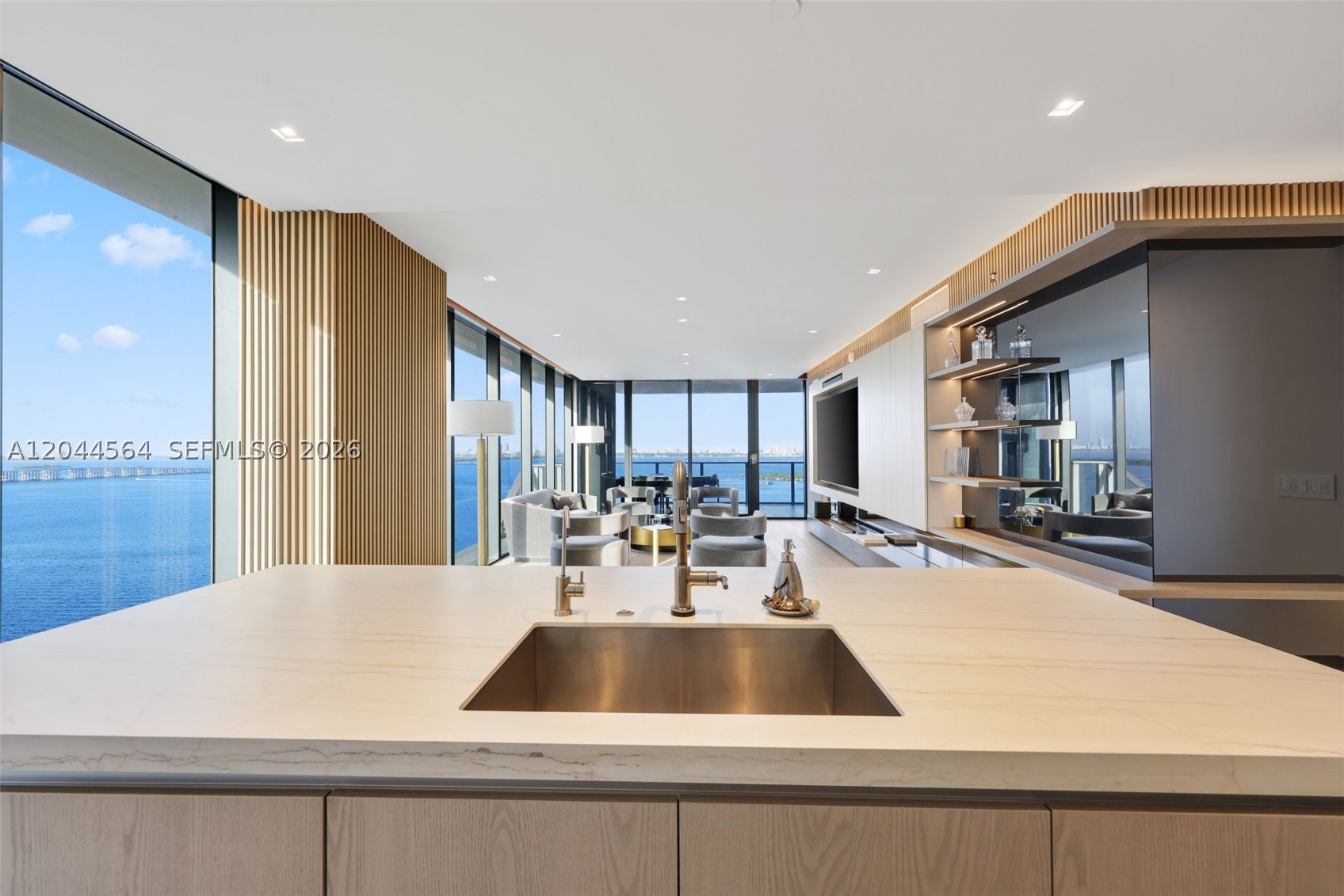 ARIA RESERVE - Residential
