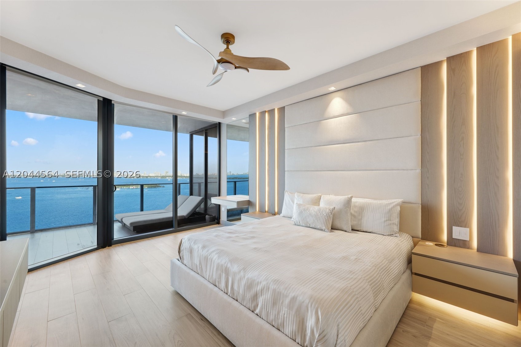 ARIA RESERVE - Residential