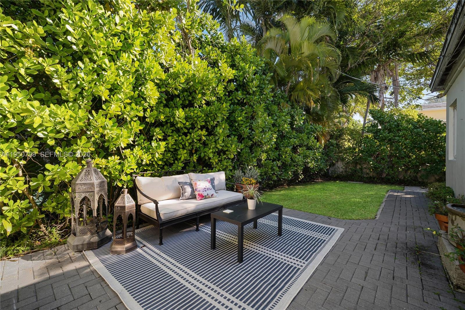 BEACH VIEW ADDN - Residential