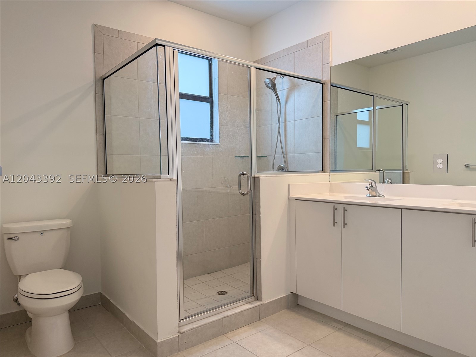 SILVER PALM RESIDENTIAL H - Residential Lease