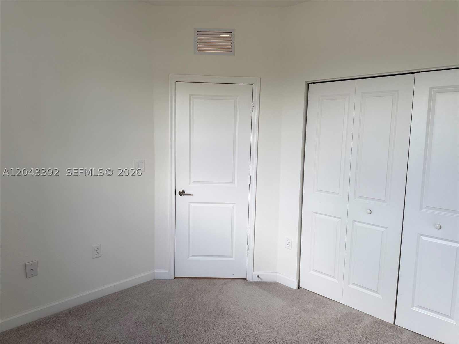 SILVER PALM RESIDENTIAL H - Residential Lease