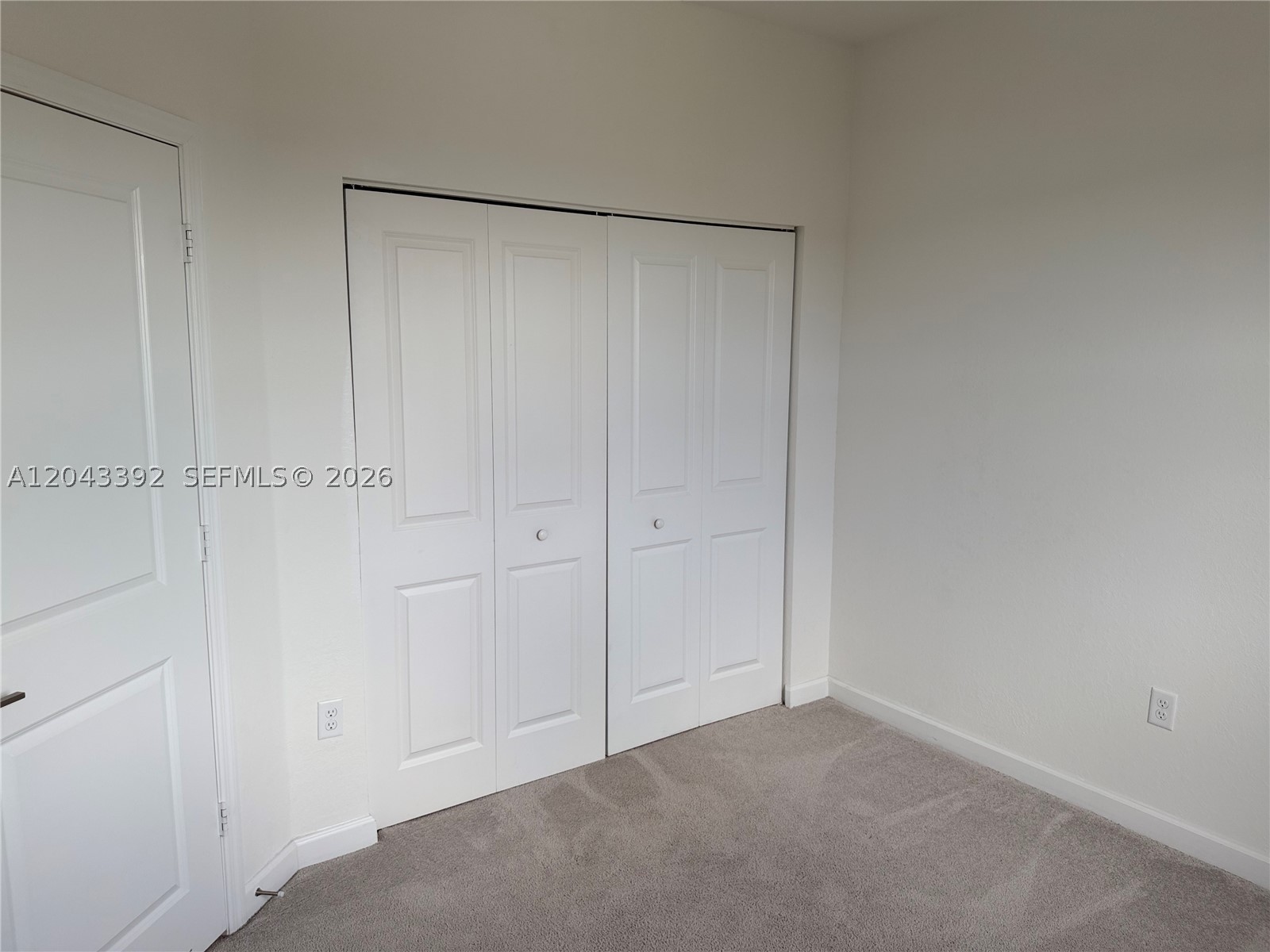 SILVER PALM RESIDENTIAL H - Residential Lease