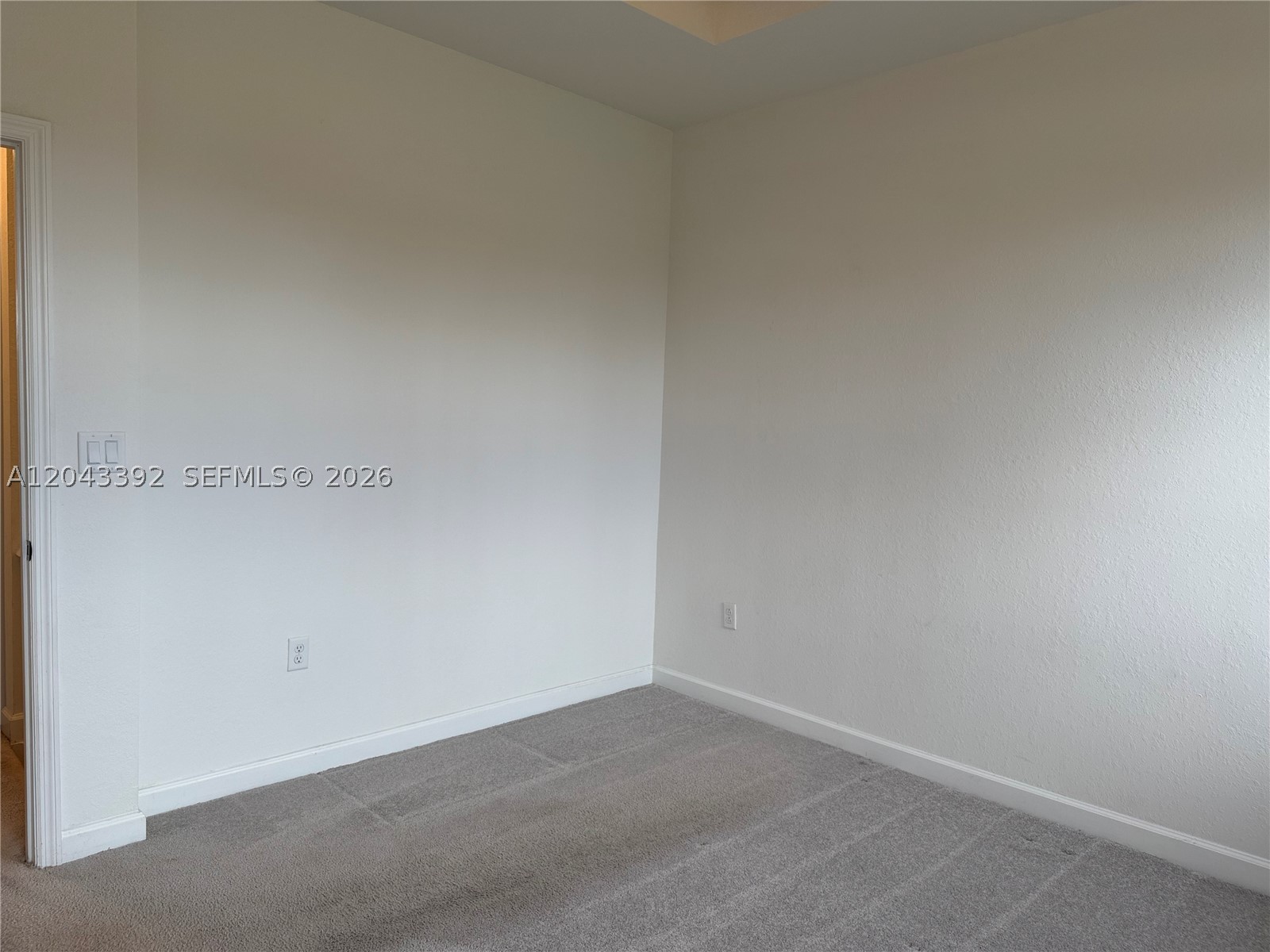 SILVER PALM RESIDENTIAL H - Residential Lease