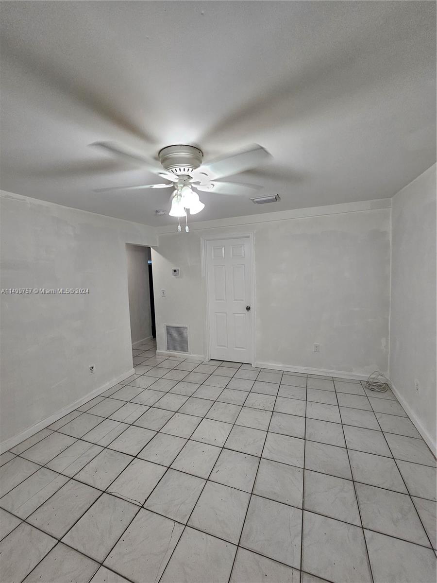 FLAGAMI 3RD ADDN - Residential Lease