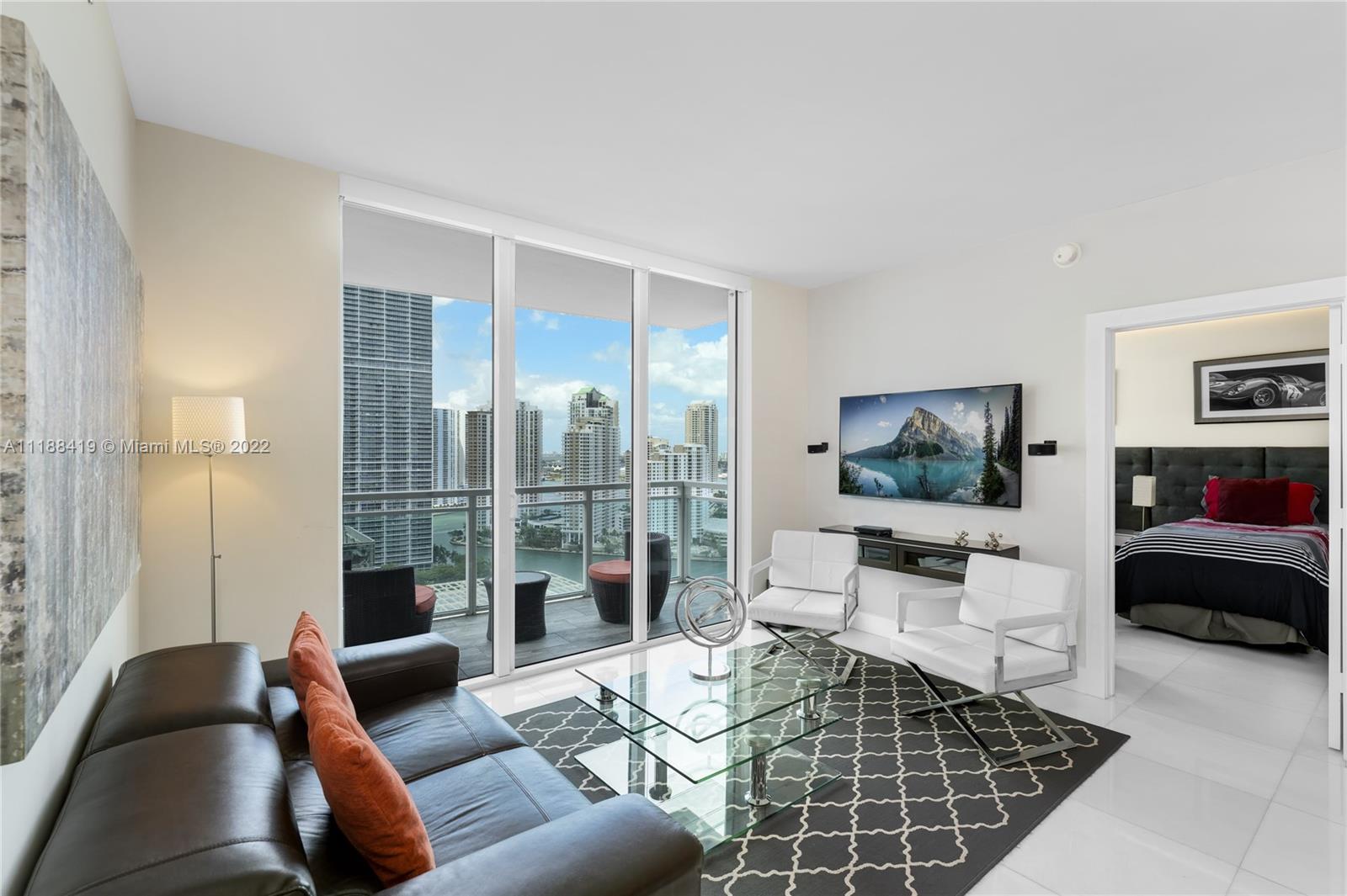 THE PLAZA 851 BRICKELL CO - Residential Lease