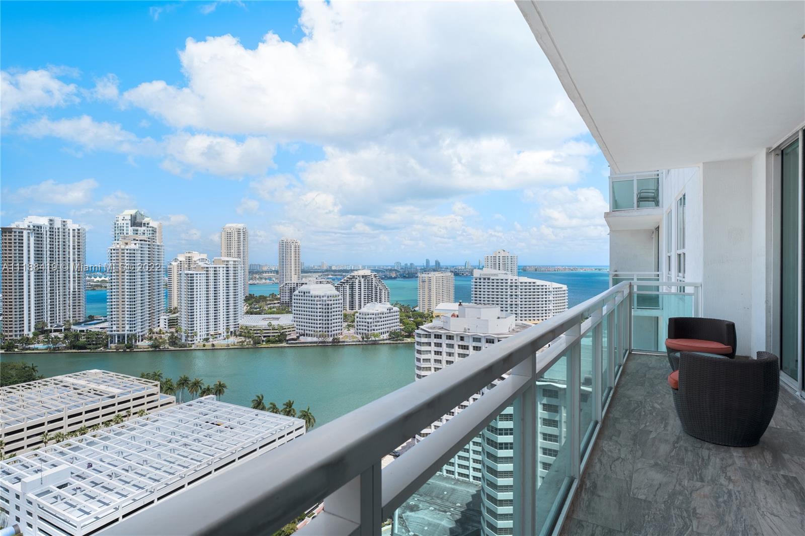 THE PLAZA 851 BRICKELL CO - Residential Lease