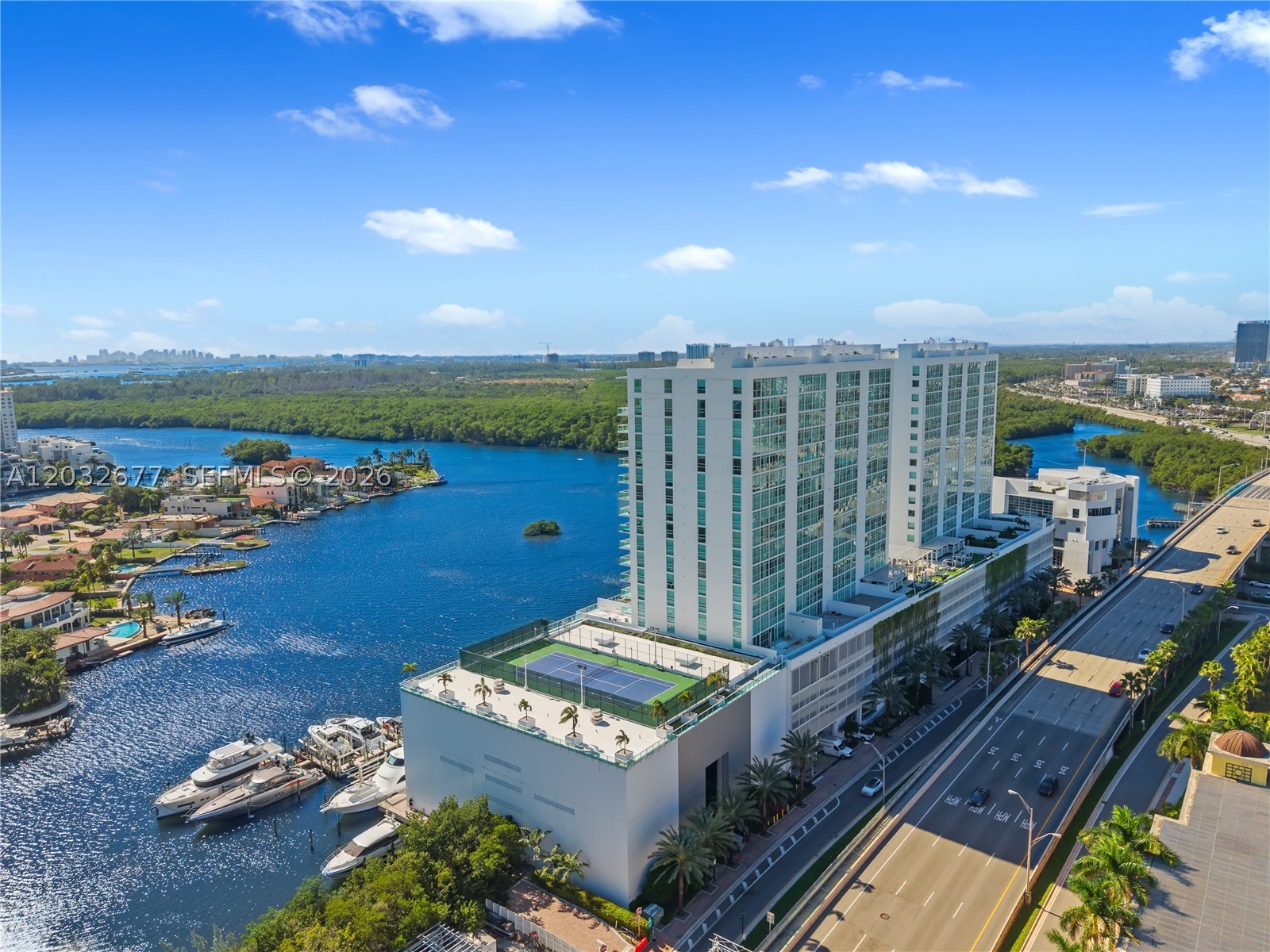 400 SUNNY ISLES CONDO EAS - Residential