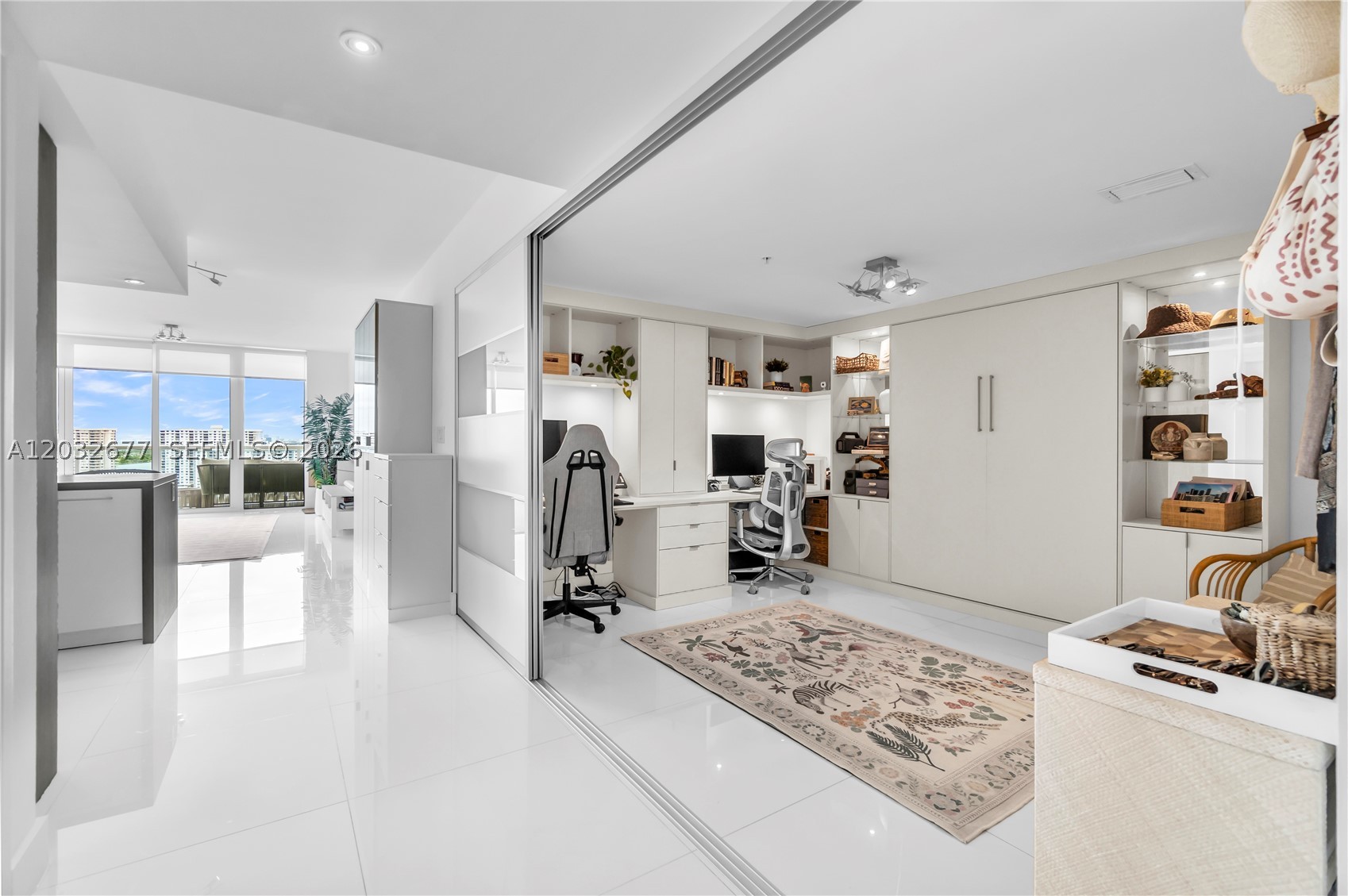 400 SUNNY ISLES CONDO EAS - Residential