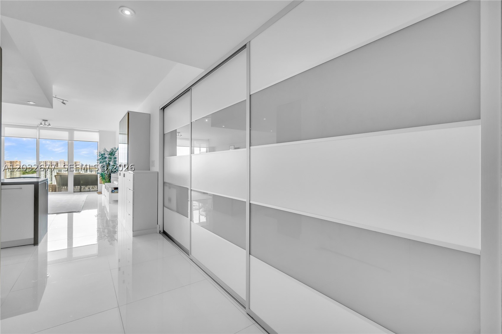 400 SUNNY ISLES CONDO EAS - Residential