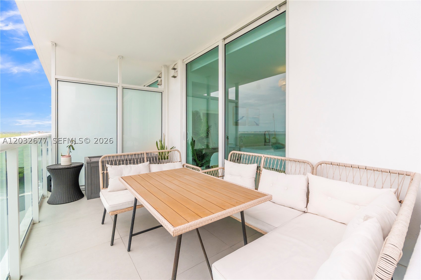 400 SUNNY ISLES CONDO EAS - Residential