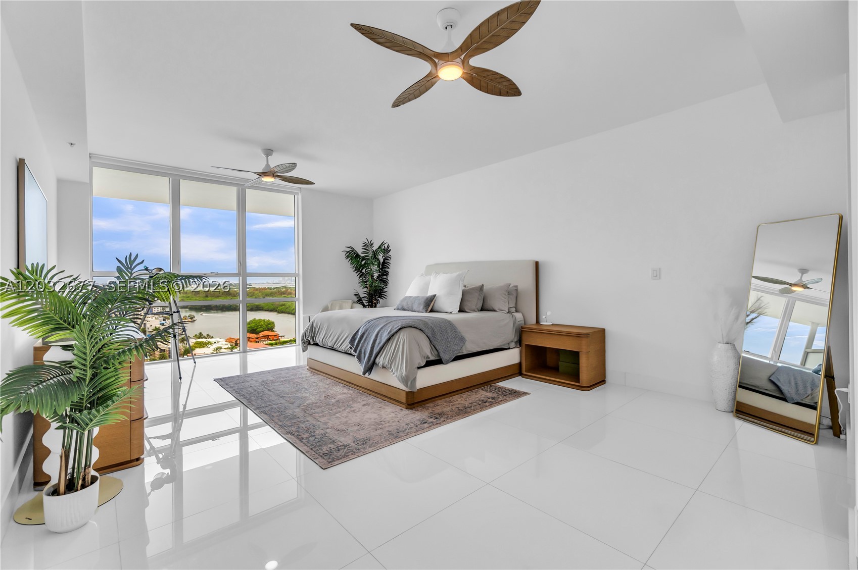 400 SUNNY ISLES CONDO EAS - Residential