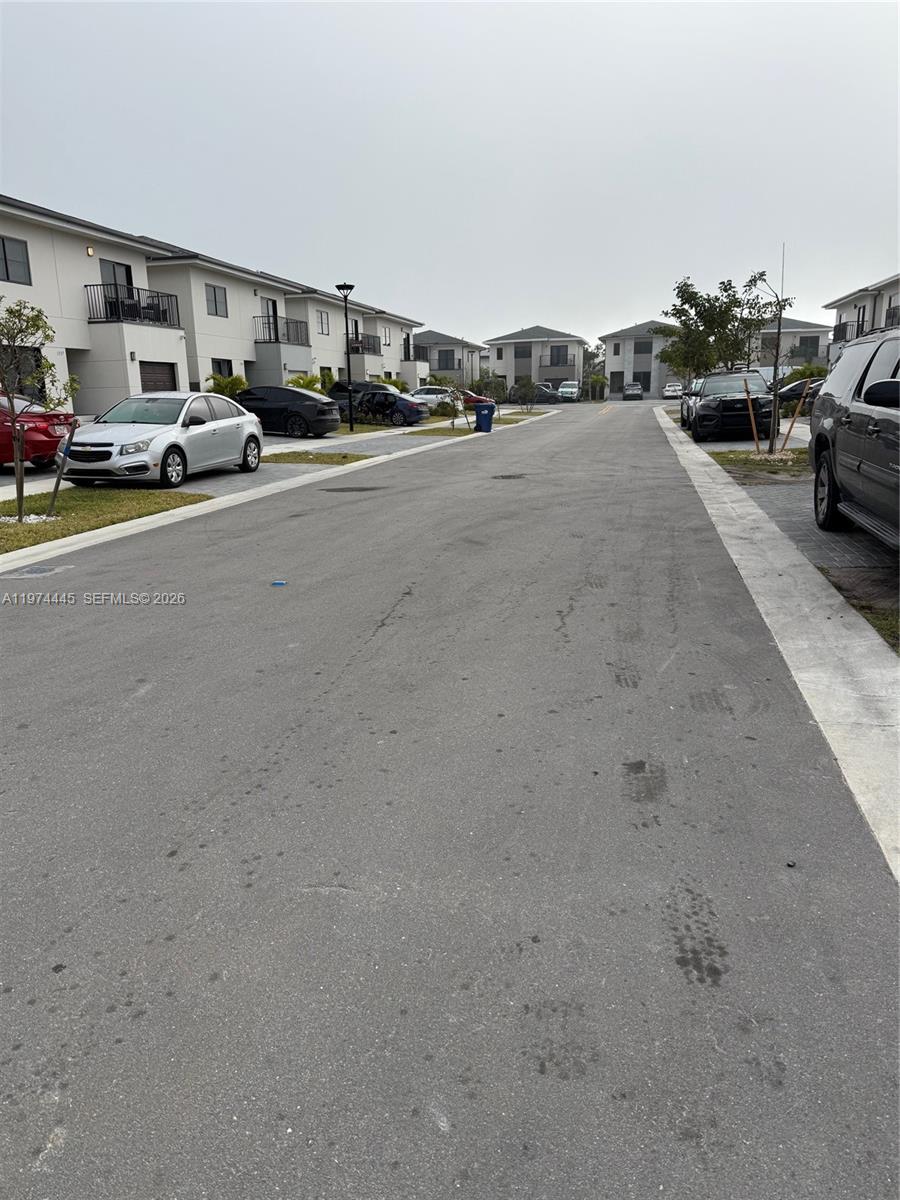 This is unapproved short Sale, this a single family built in 2024, just minutes of Florida Keys, and the everglades.