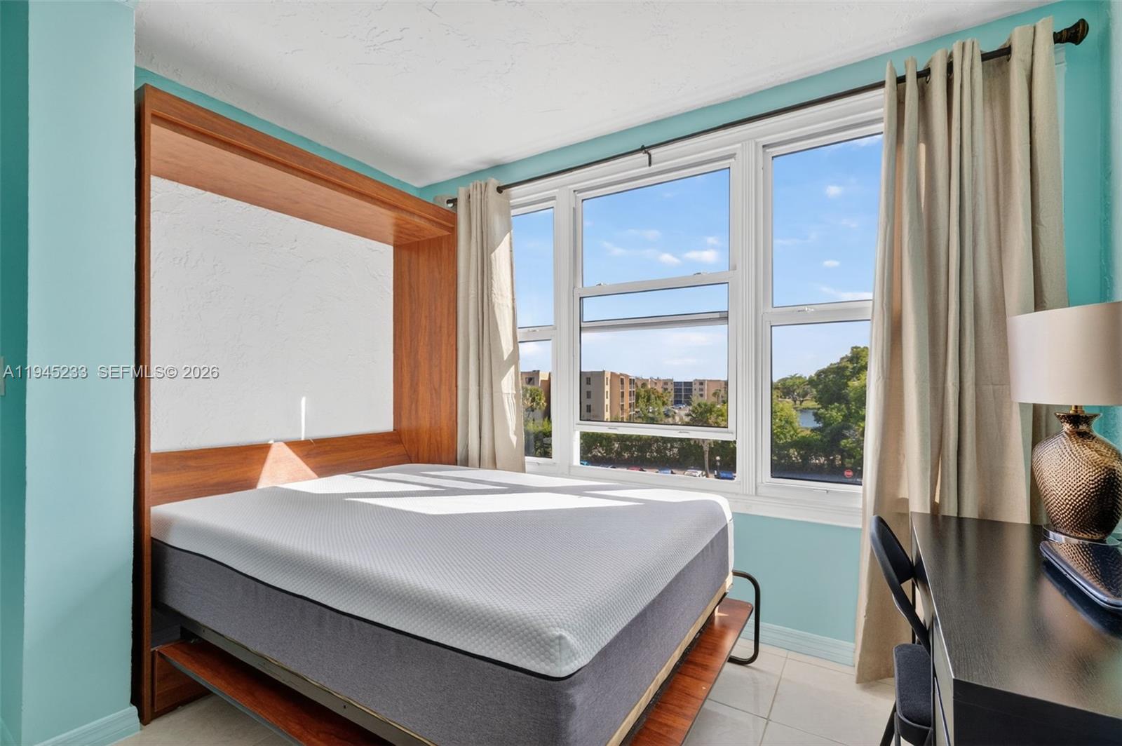 SOMERSET NO SEVEN CONDO - Residential