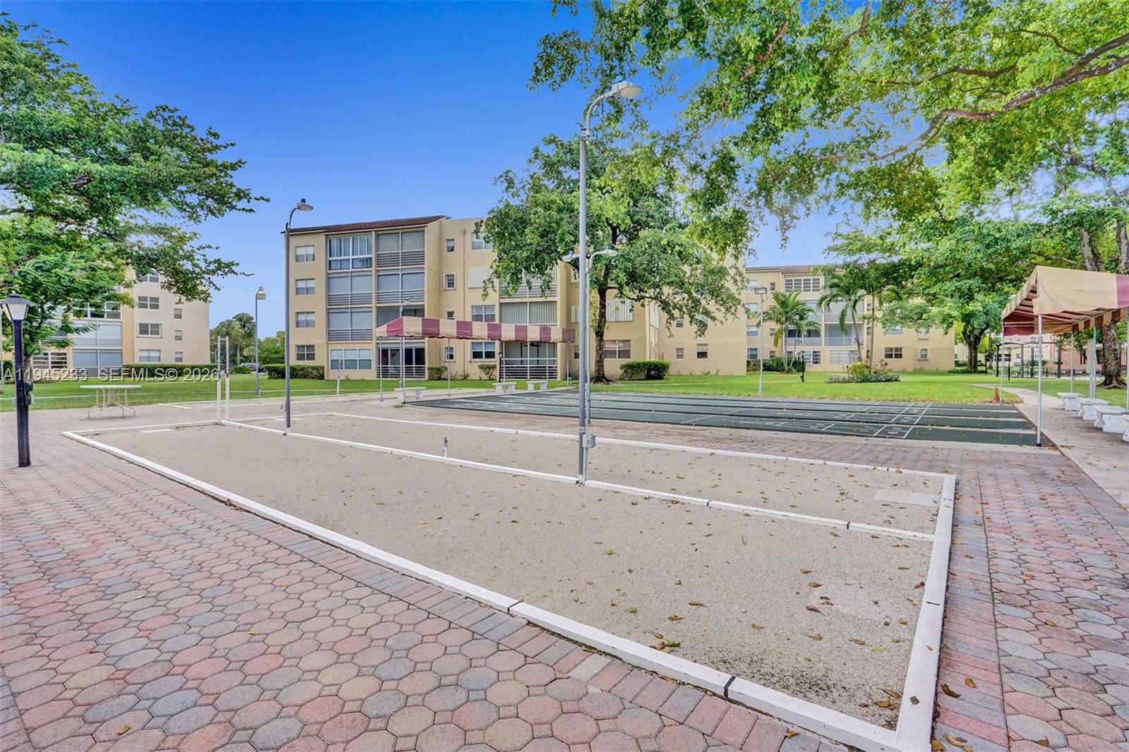 SOMERSET NO SEVEN CONDO - Residential