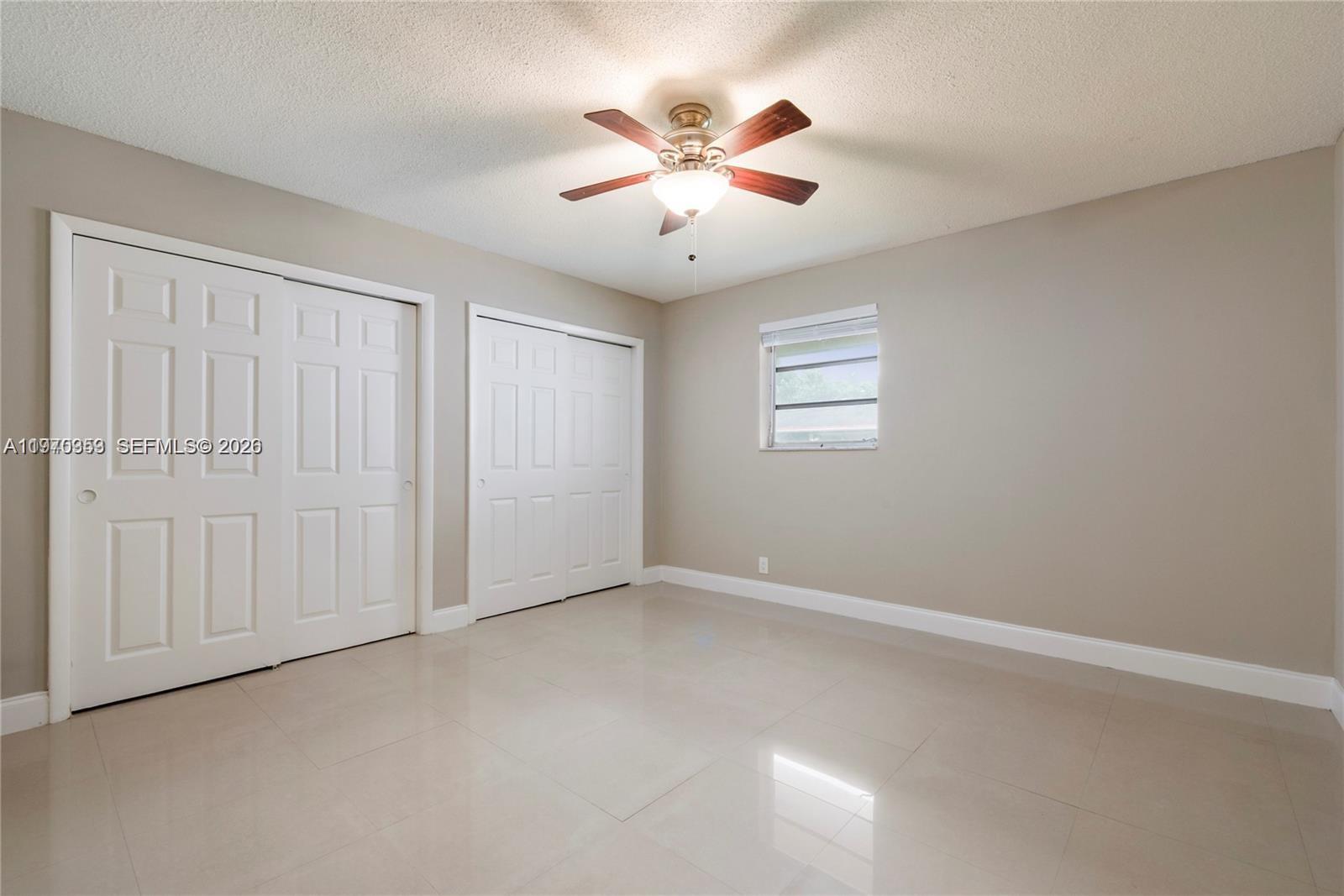 HOLLYWOOD BEACH HEIGHTS S - Residential
