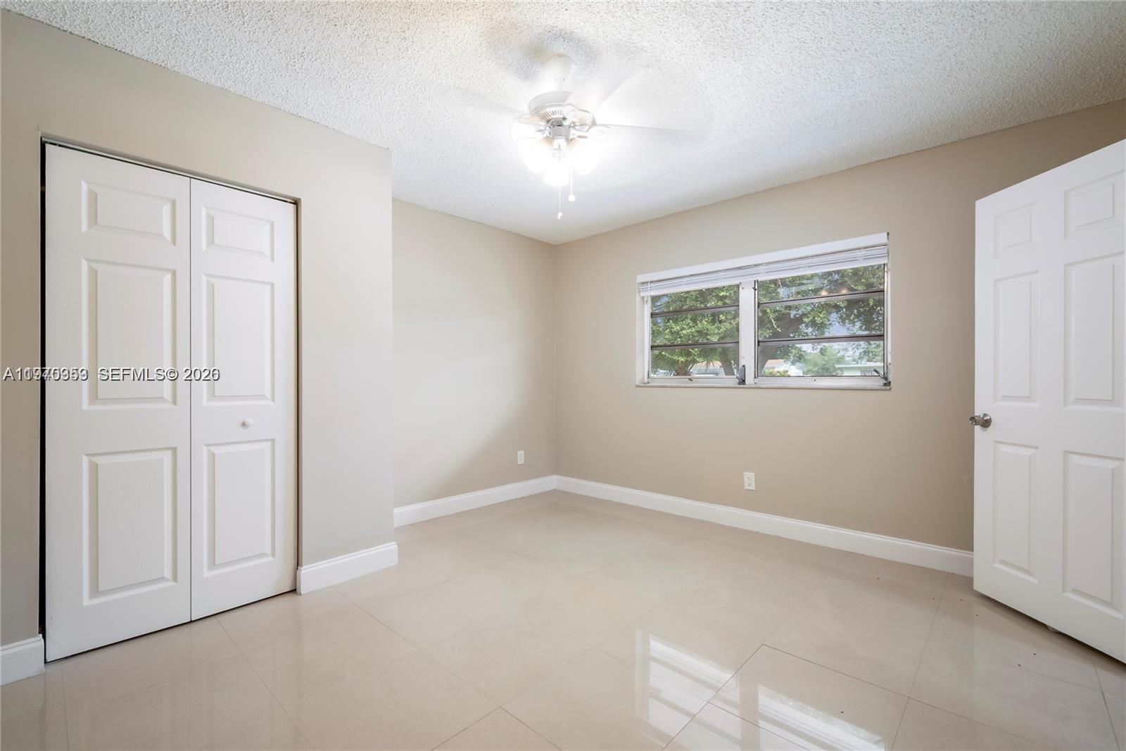 HOLLYWOOD BEACH HEIGHTS S - Residential
