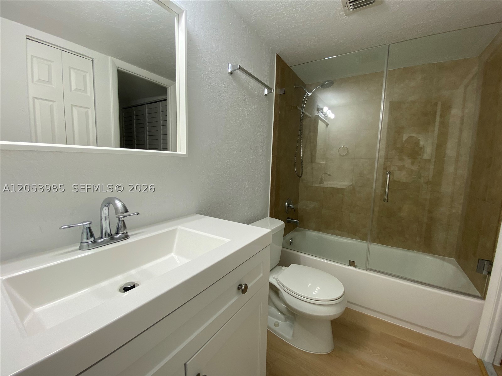 THE FOUNTAINS AT FONTAINE - Residential Lease