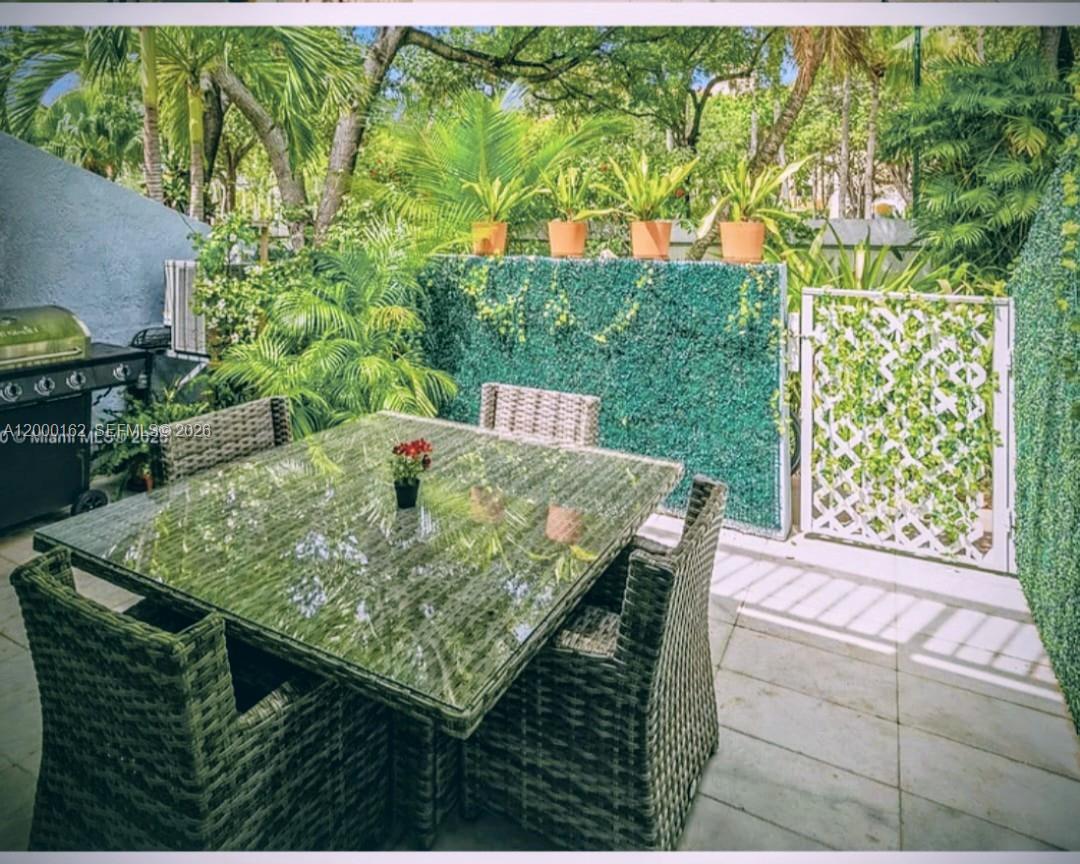 LE PHARE KEY BISCAYNE CON - Residential