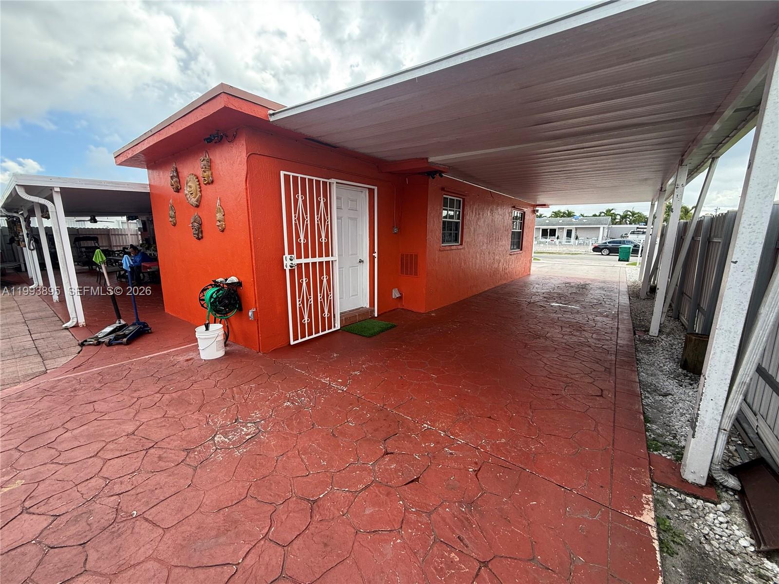 CAROL CITY PALMETTO PARK - Residential