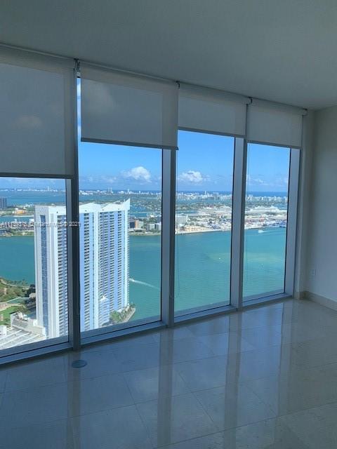 ICONBRICKELL CONDO NO 1 - Residential Lease