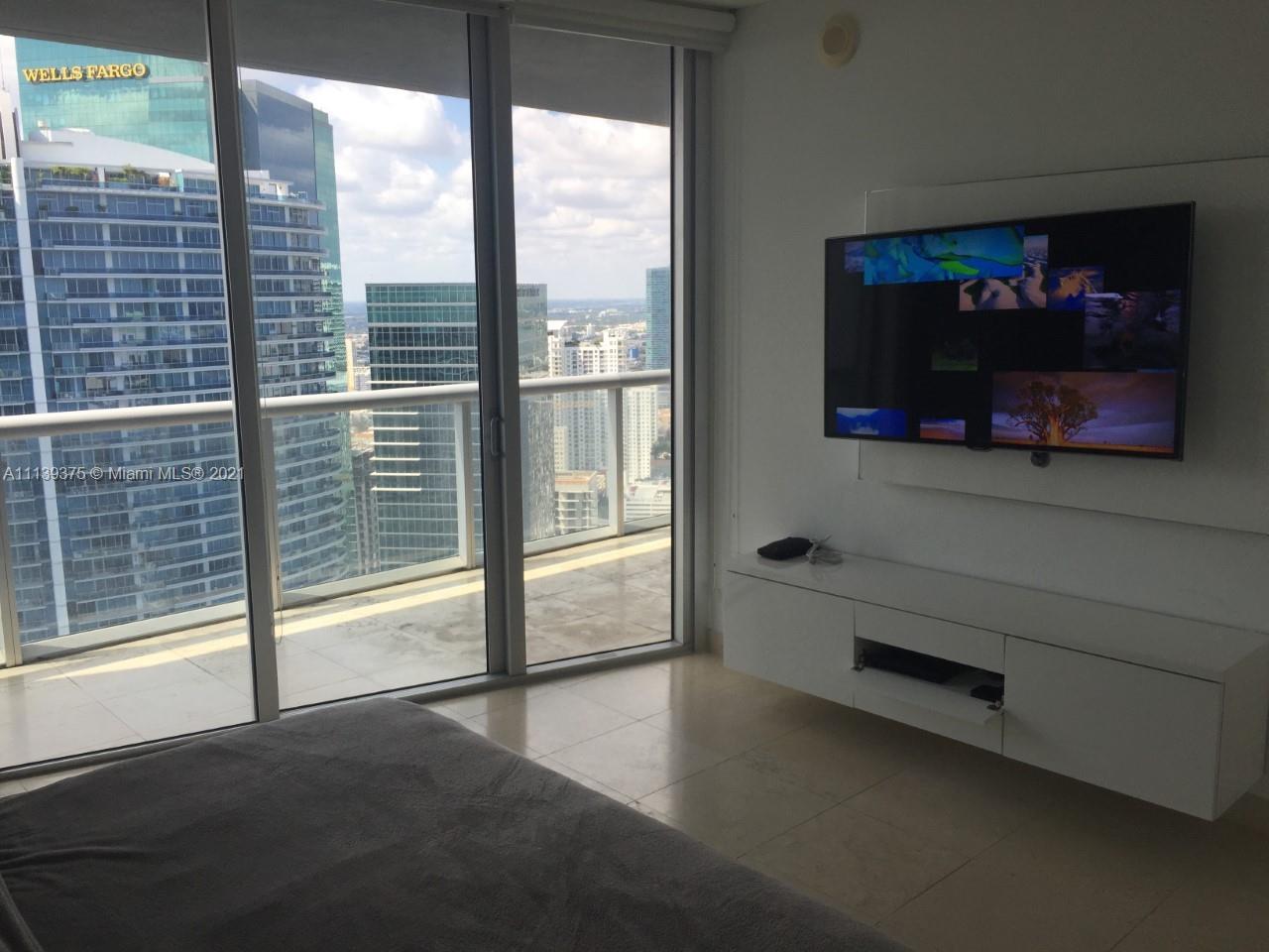 ICONBRICKELL CONDO NO 1 - Residential Lease