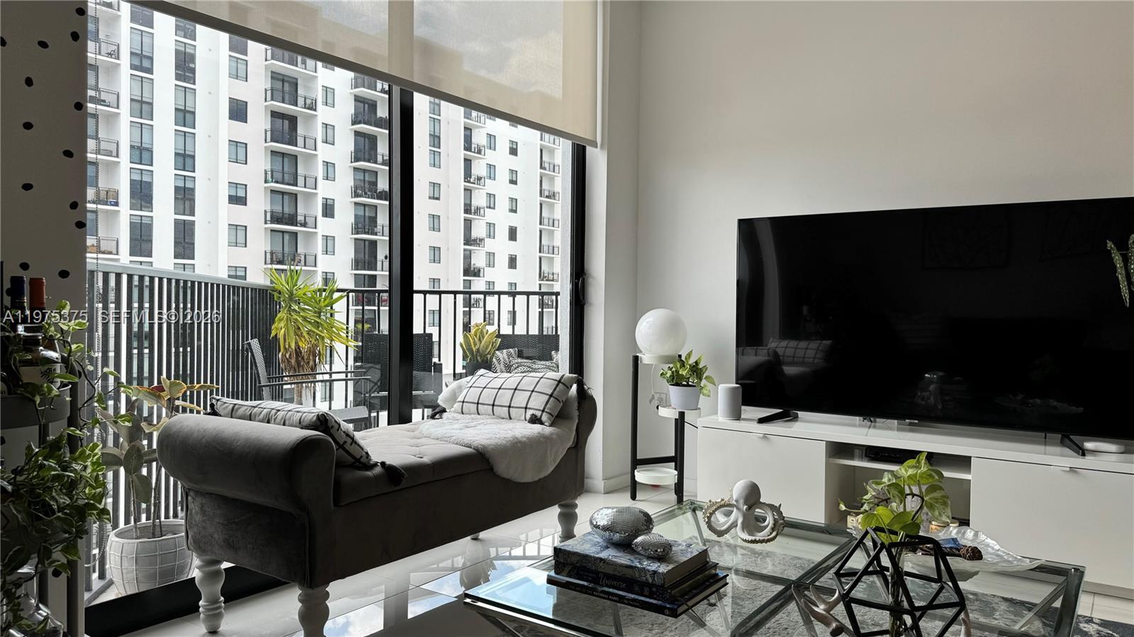 5252 PASEO CONDO - Residential