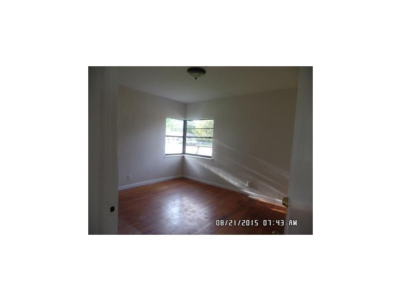 35 52 41 LAWNDALE 3RD ADD - Residential